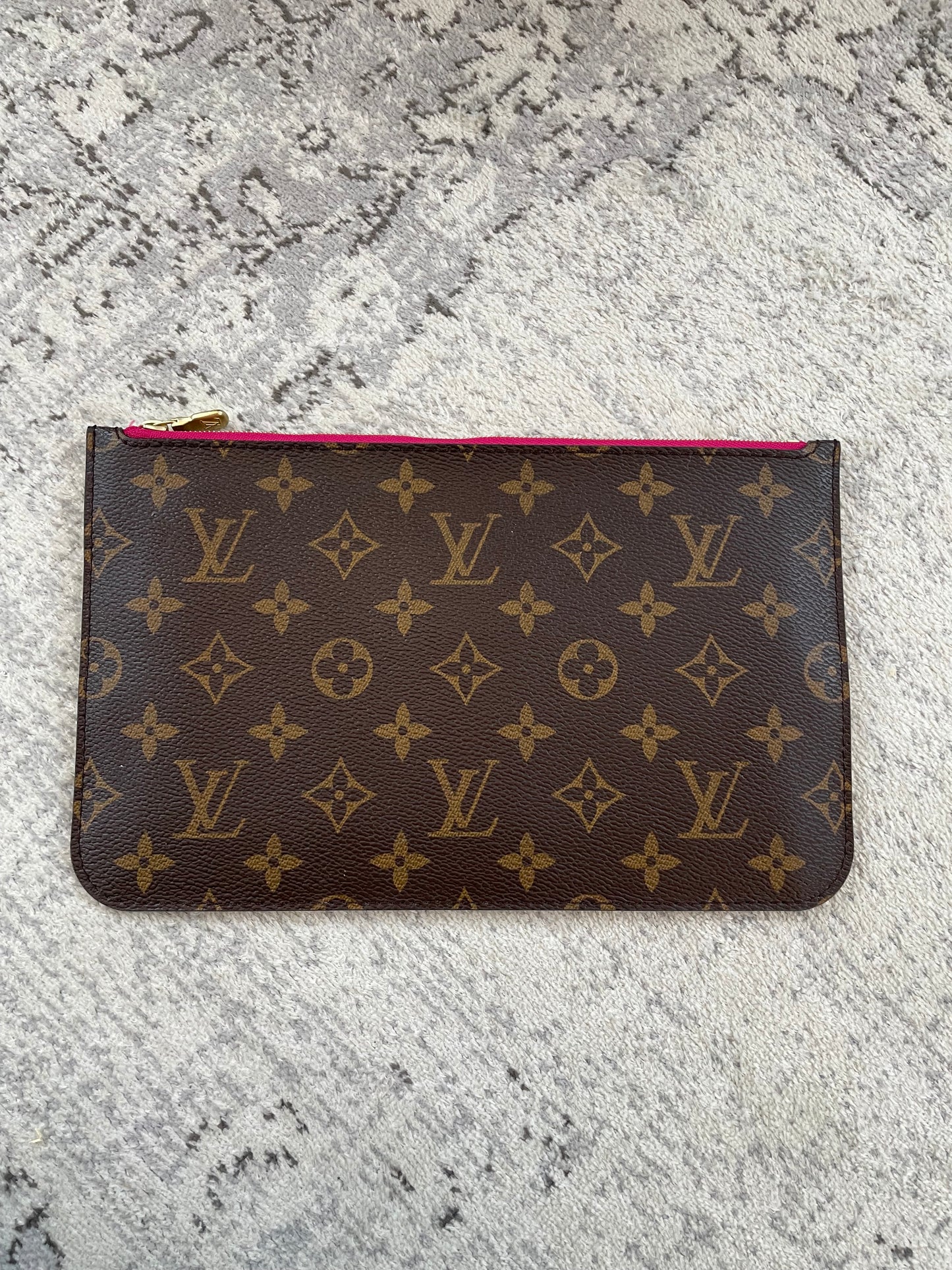 Louis Vuitton Neverfull Shopping Tote Bag, GM