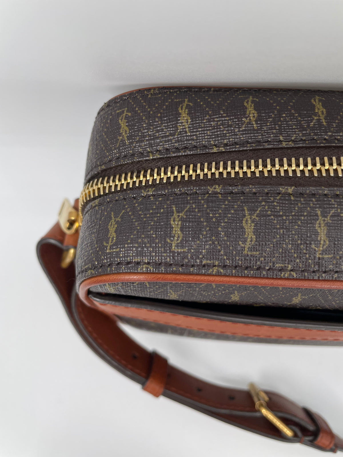 Preloved Saint Laurent Le Monogramme Camera Bag