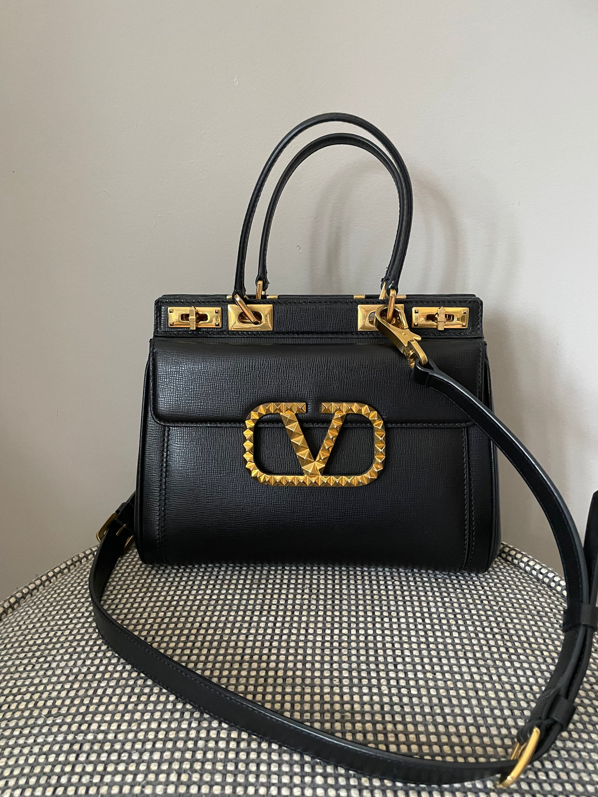 Preloved Valentino Garavani Rockstud Alcove Top-Handle Bag, medium