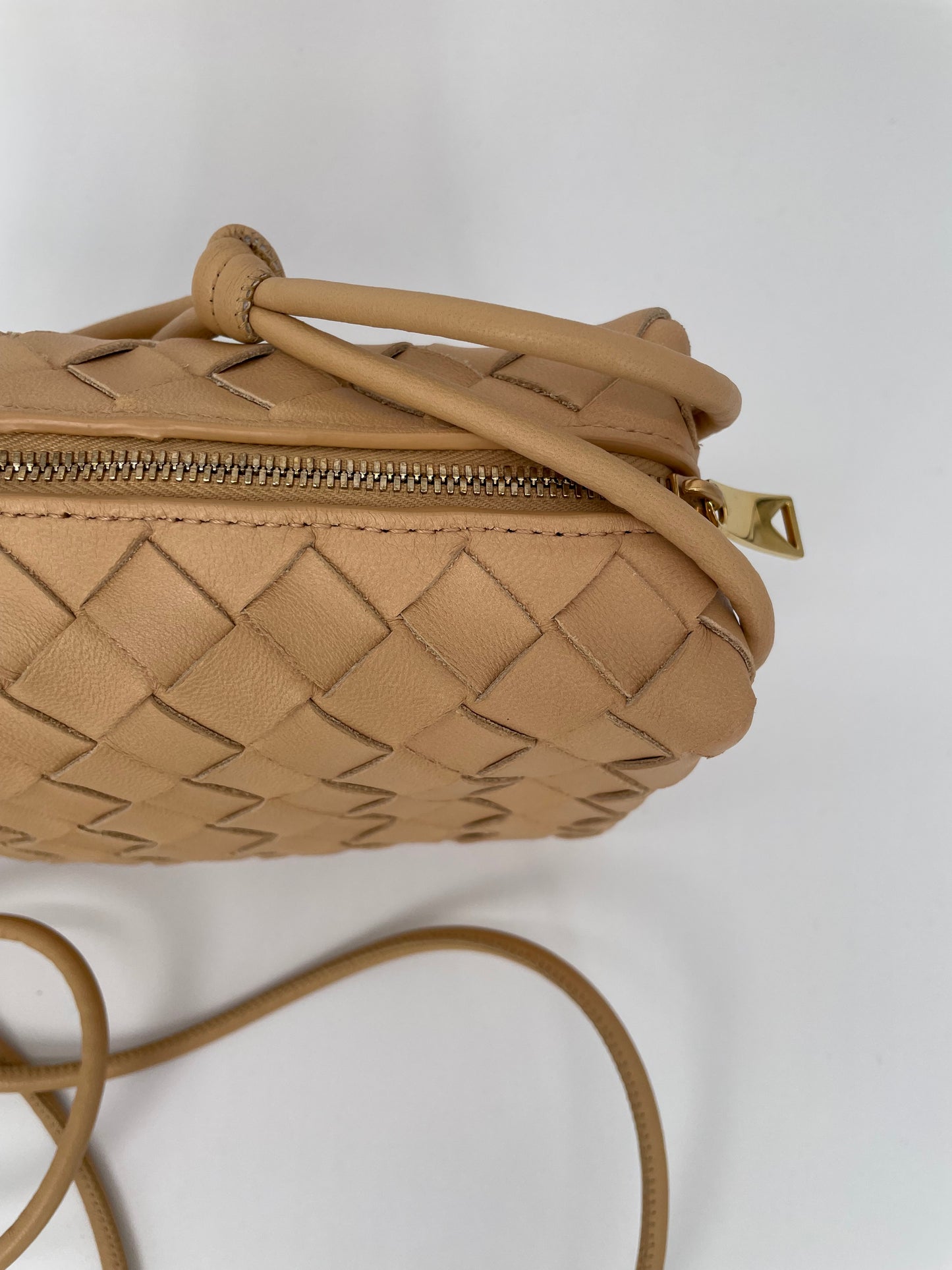 Preloved Bottega Veneta Loop Camera Bag, Mini