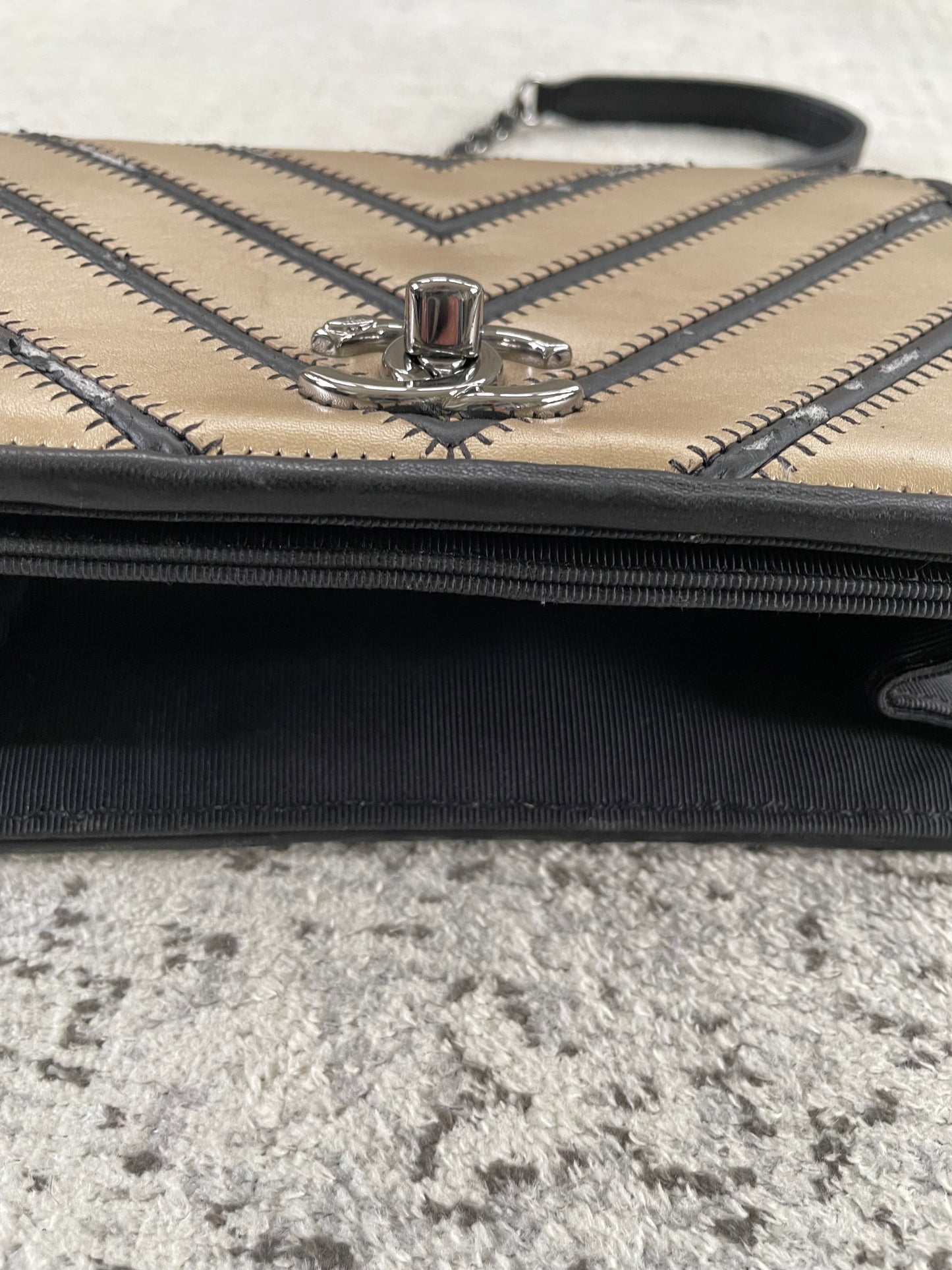 Preloved Chanel Lambskin Grosgrain Chevron
Quilted Couture Flap, Small