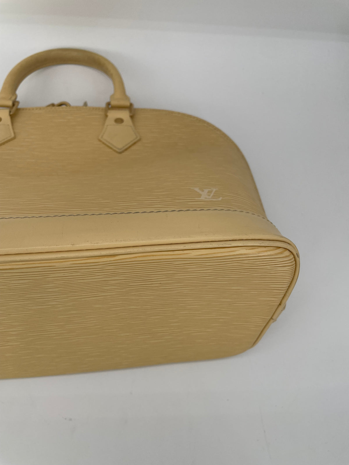 Preloved Louis Vuitton Alma Epi Bag, PM