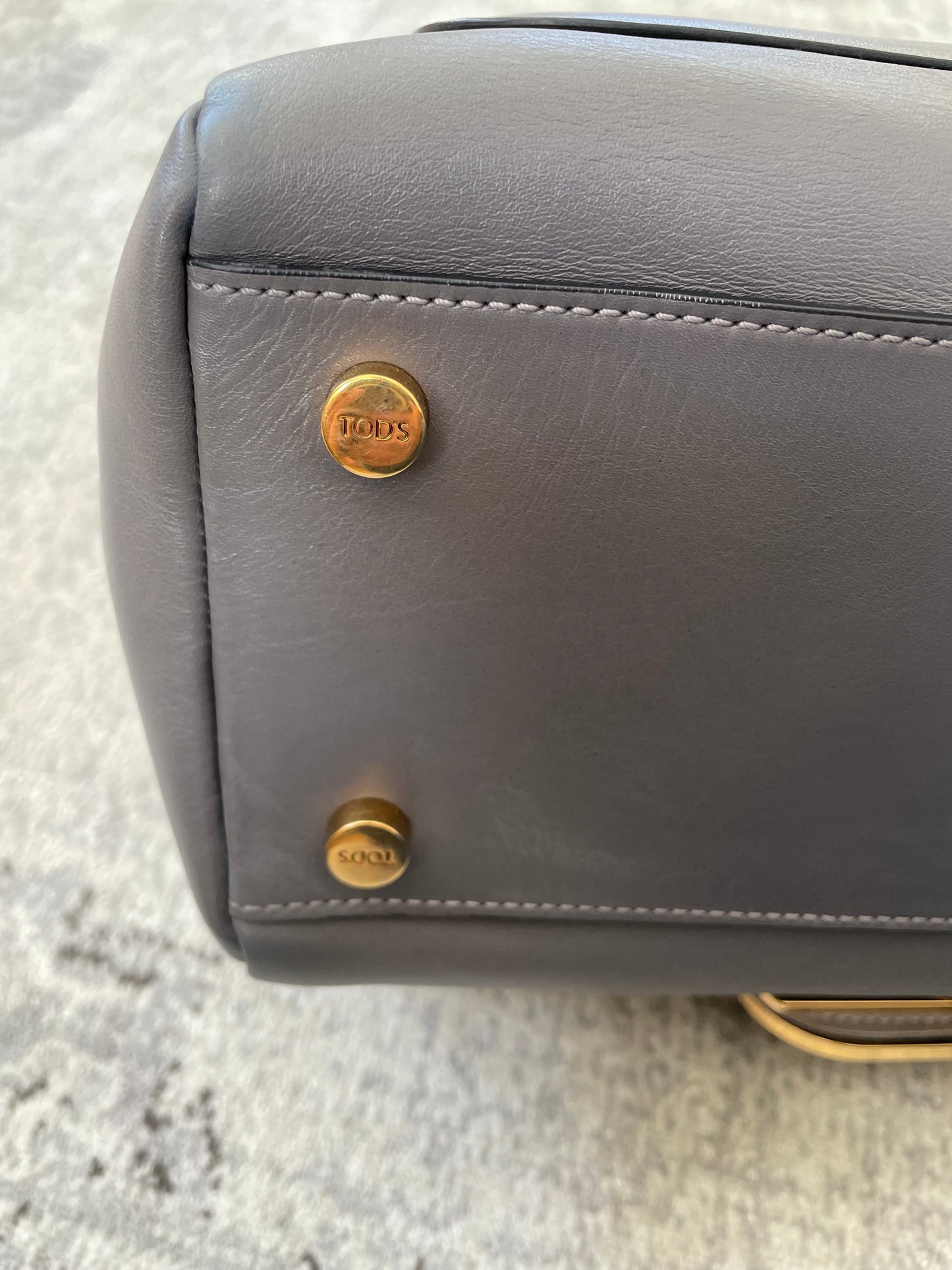 Preloved Tod’s Two Way Wave Bag, Large