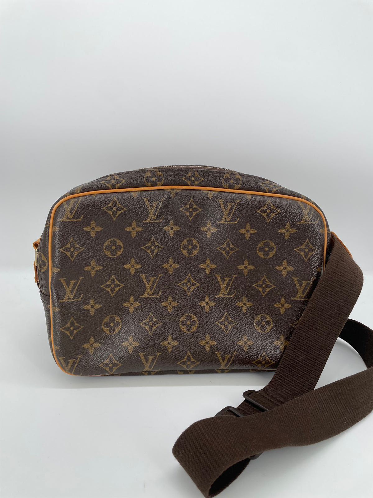 Preloved,  Louis Vuitton Reporter Shoulder Bag, PM