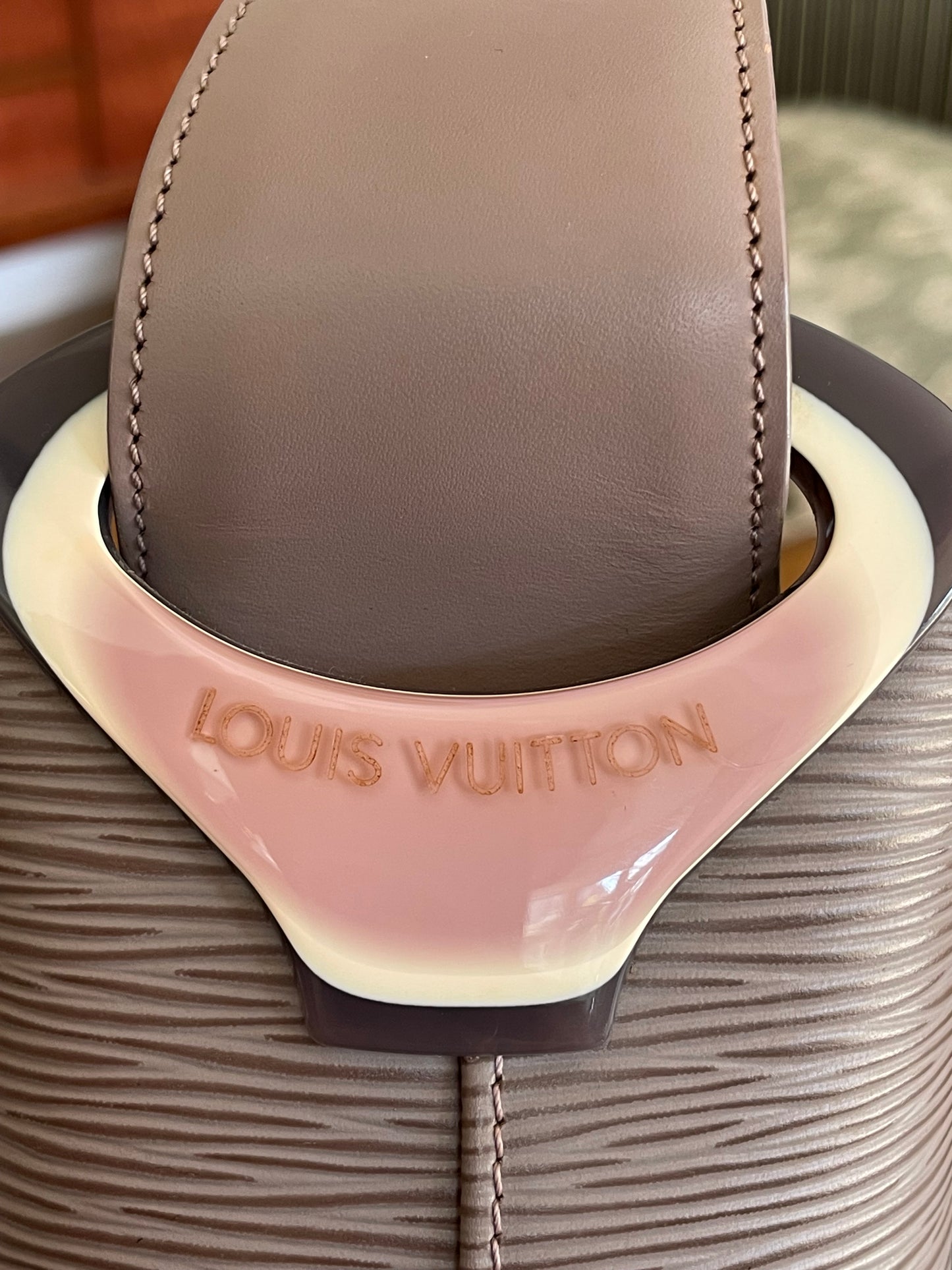 Preloved Vintage Louis Vuitton Epi Leather  Verseau Bucket Bag