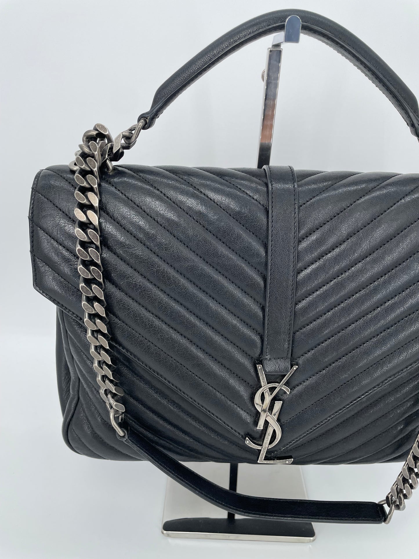 Preloved Saint Laurent Matelasse Chevron Monogram College Bag, Large
