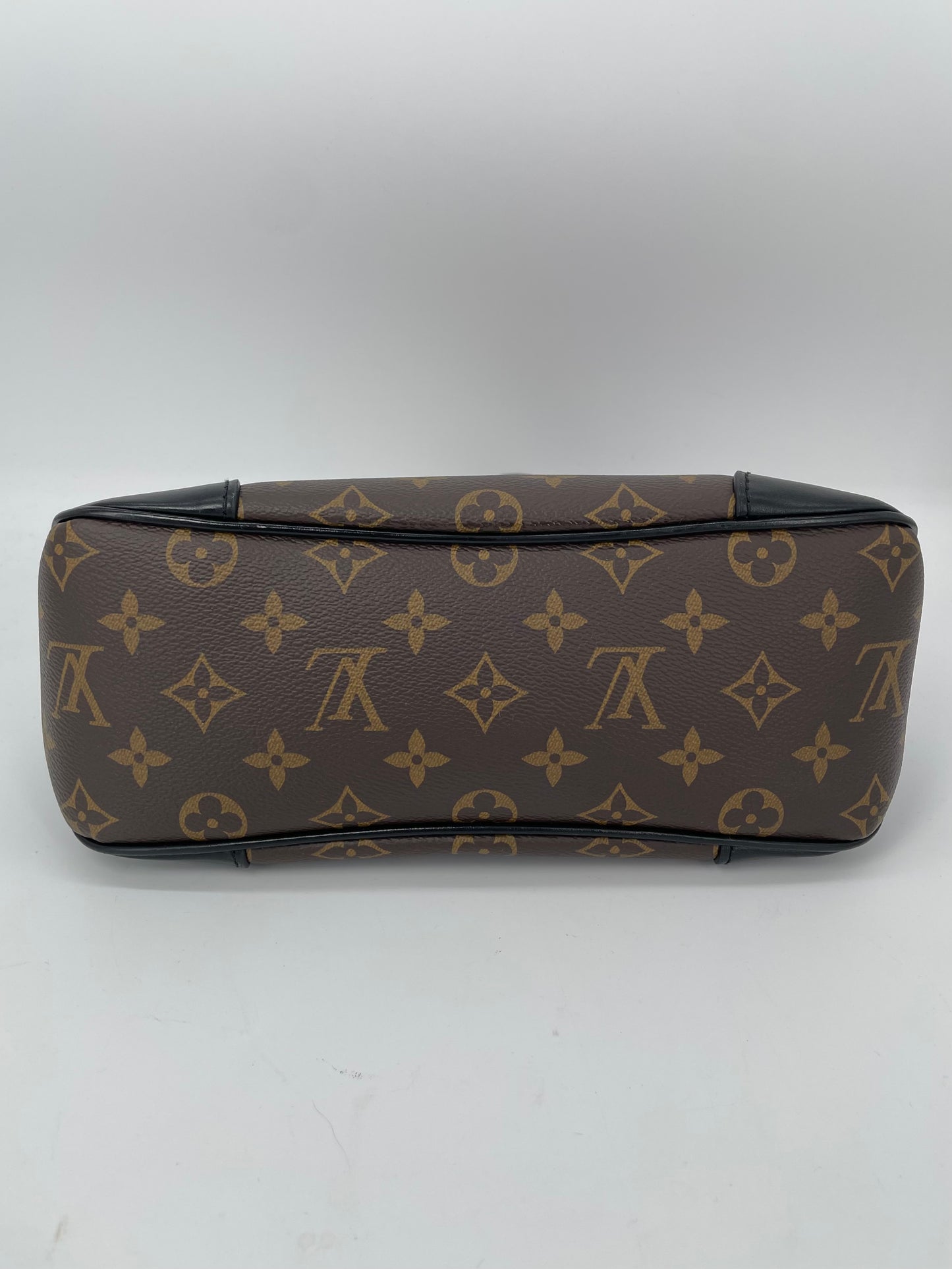 Preloved Louis Vuitton Boulogne NM PM Shoulder Bag