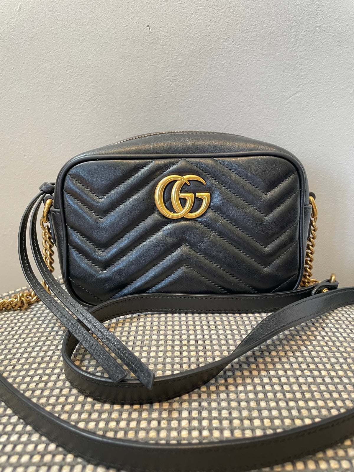Preloved Gucci Marmont Crossbody Camera Bag, Mini