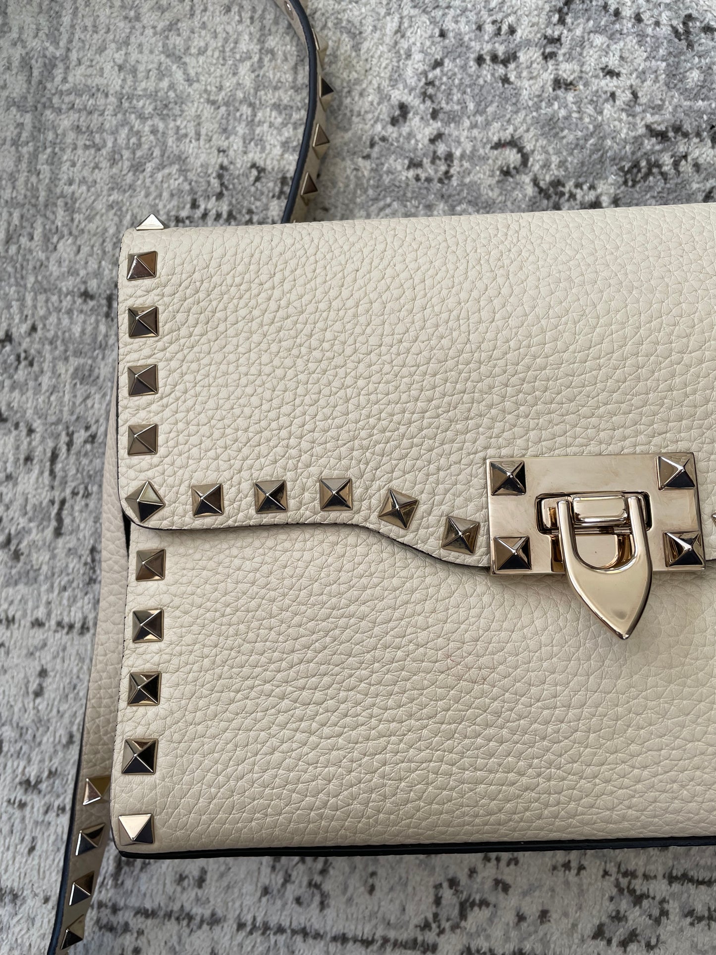 Preloved Valentino Garavani Rockstud Soft Shoulder Bag, Medium