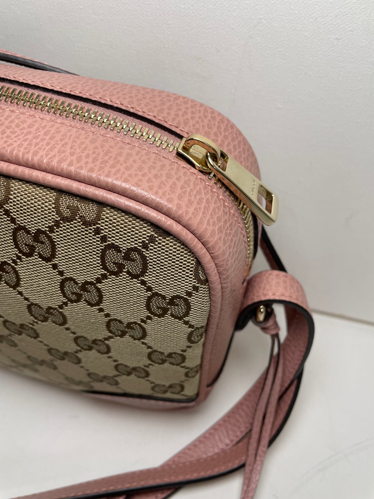 Preloved Gucci Bree Crossbody Bag