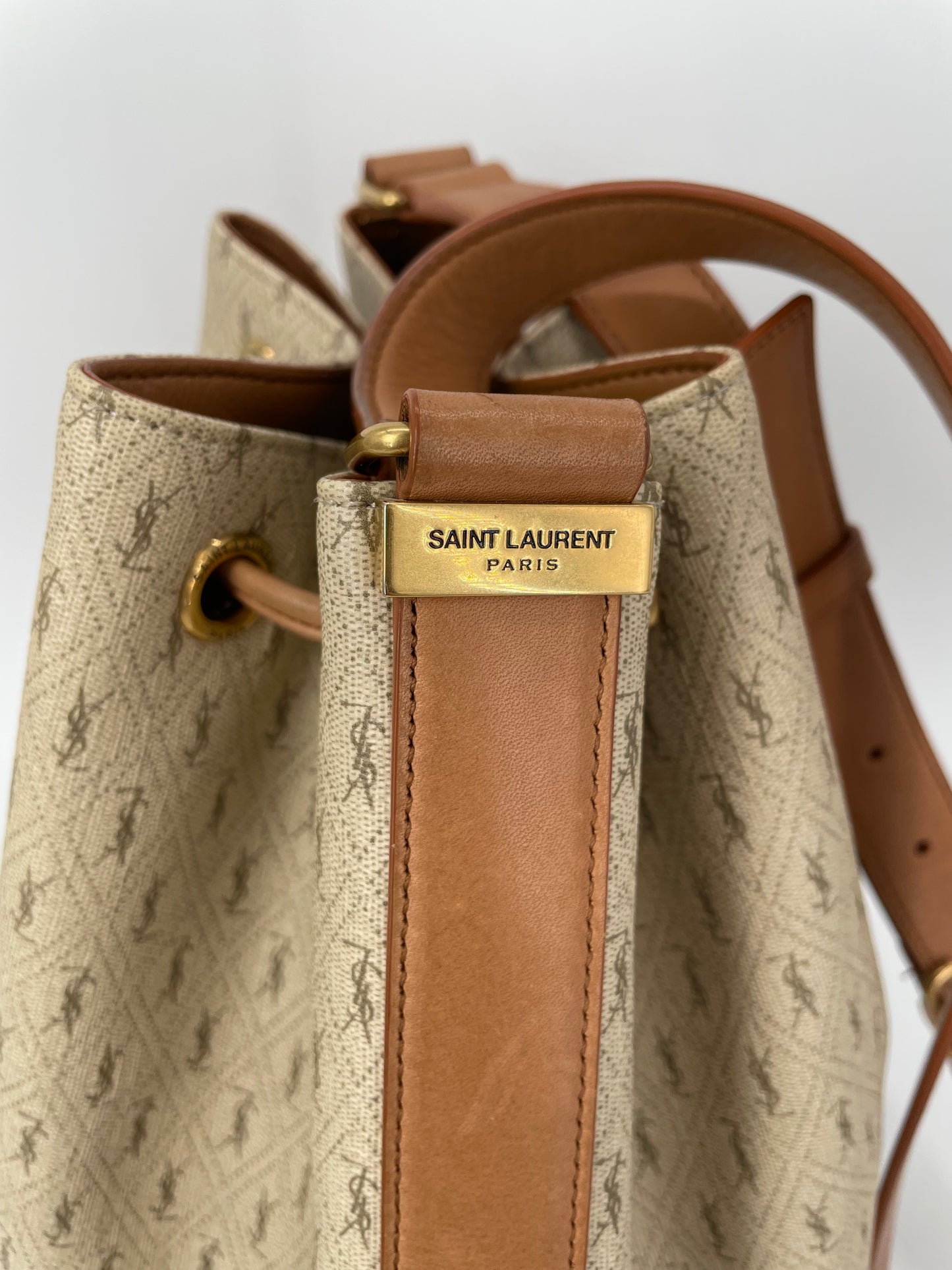 Preloved Saint Laurent Le Monogramme Bucket Bag