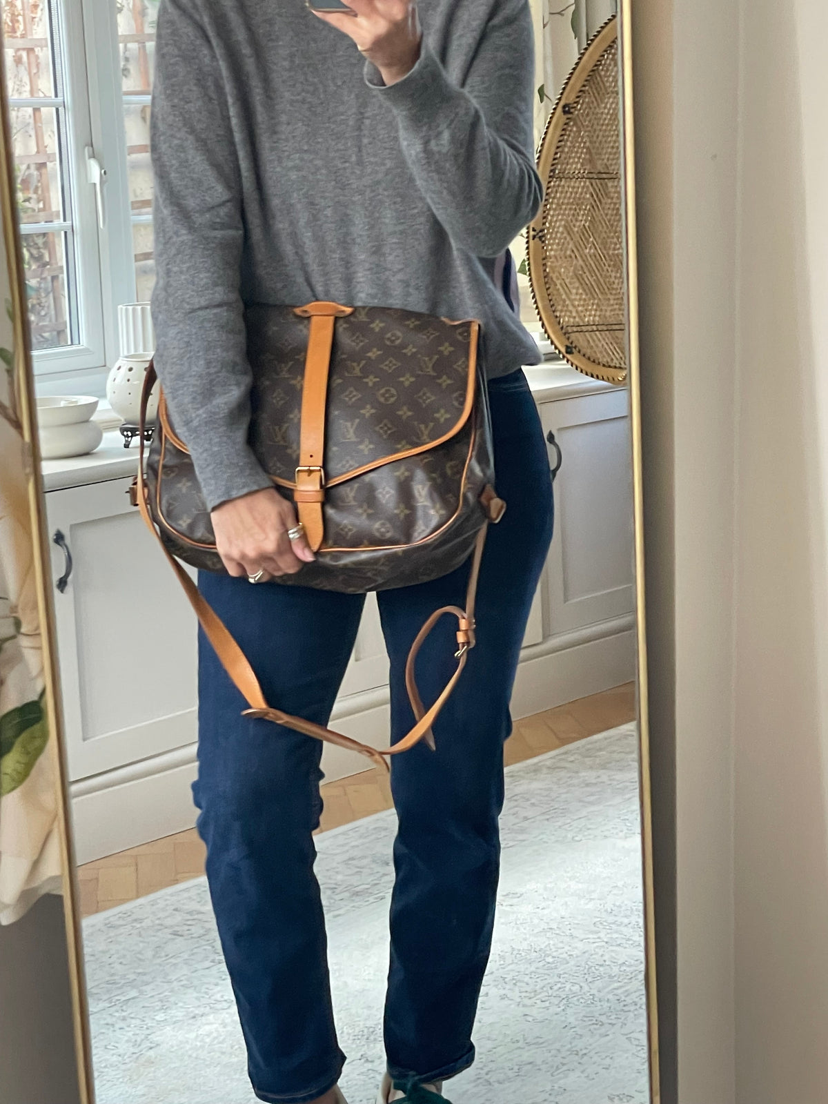 Preloved Vintage Louis Vuitton Saumur 35 Messenger Bag, large