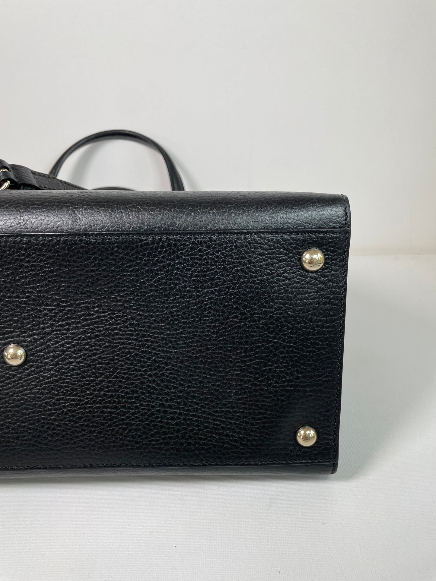 Preloved Gucci Dollar Soho Two Way Top Handle Bag