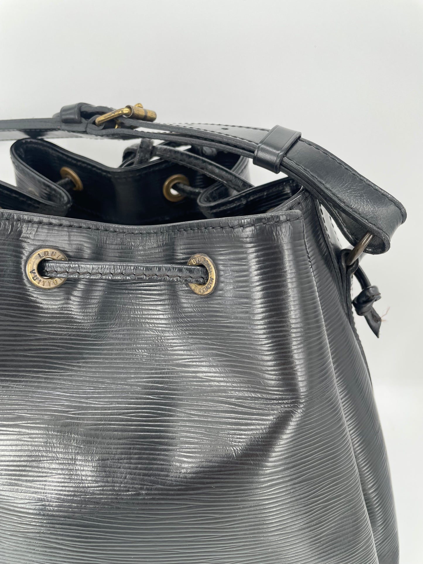 Preloved, Vintage Louis Vuitton Noe Bucket Bag, Large