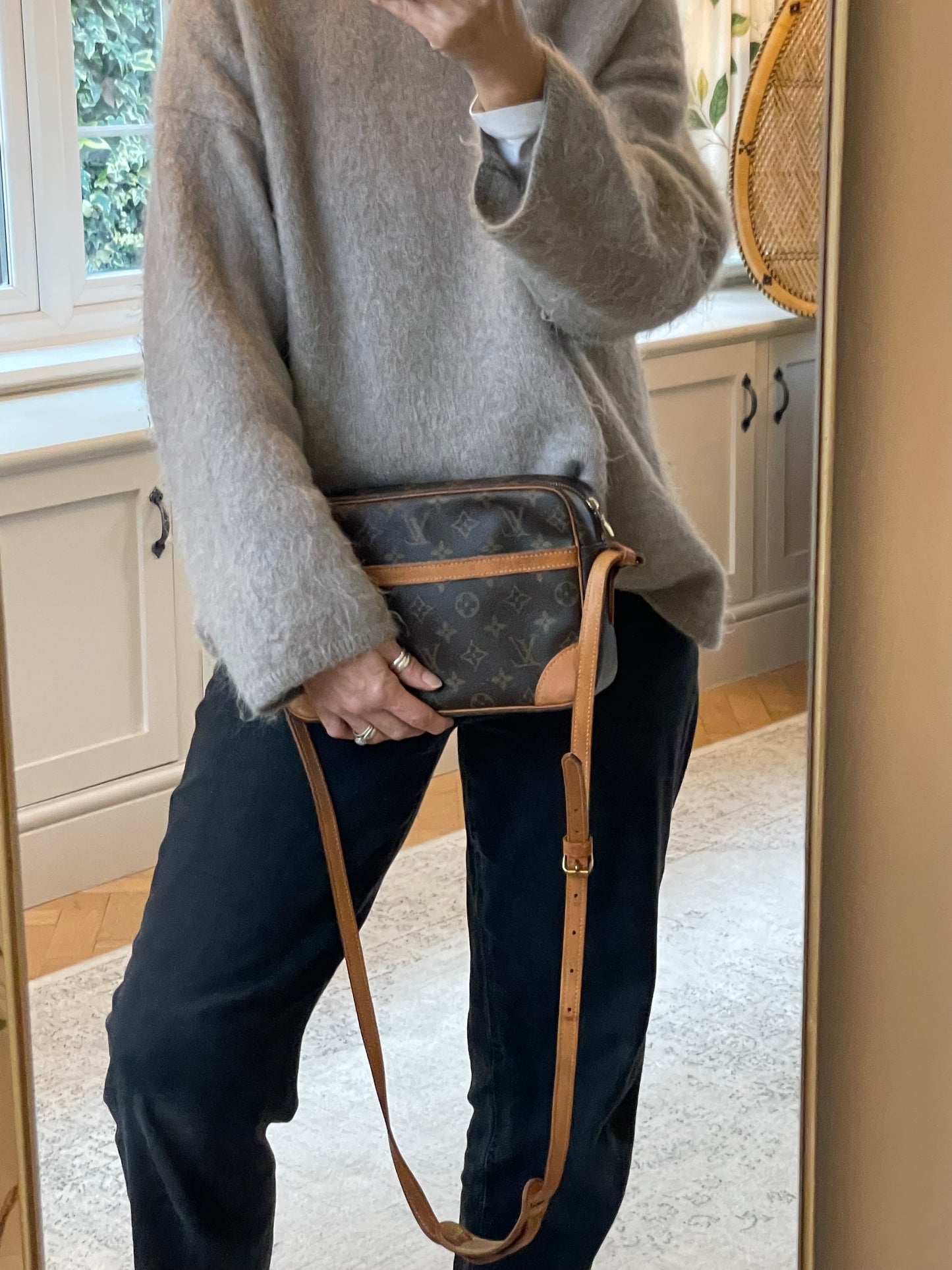 Preloved Vintage Louis Vuitton Canvas Trocadero Bag