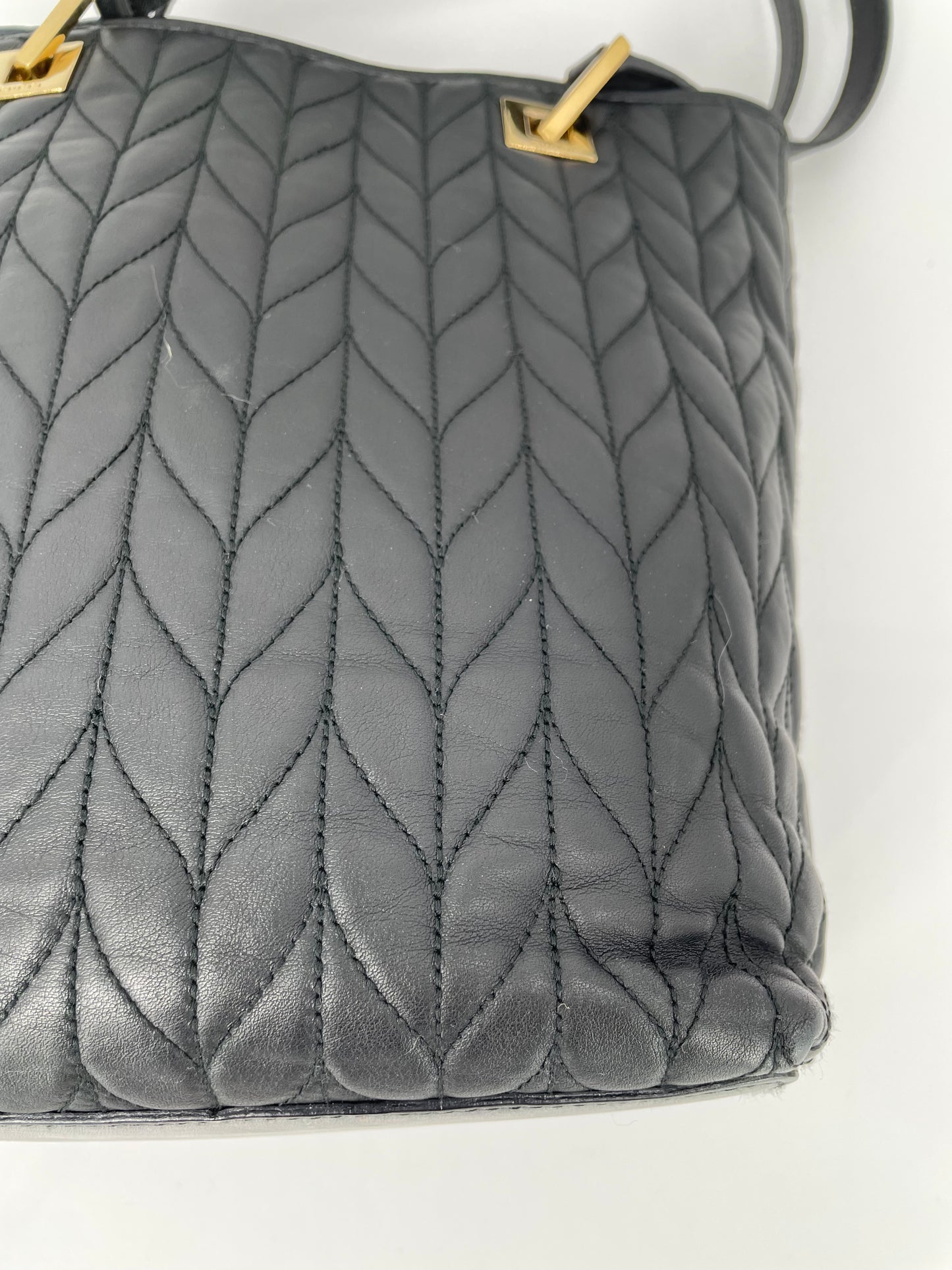 Preloved Gucci Quilted Bucket Top Handle Tote Bag, Small