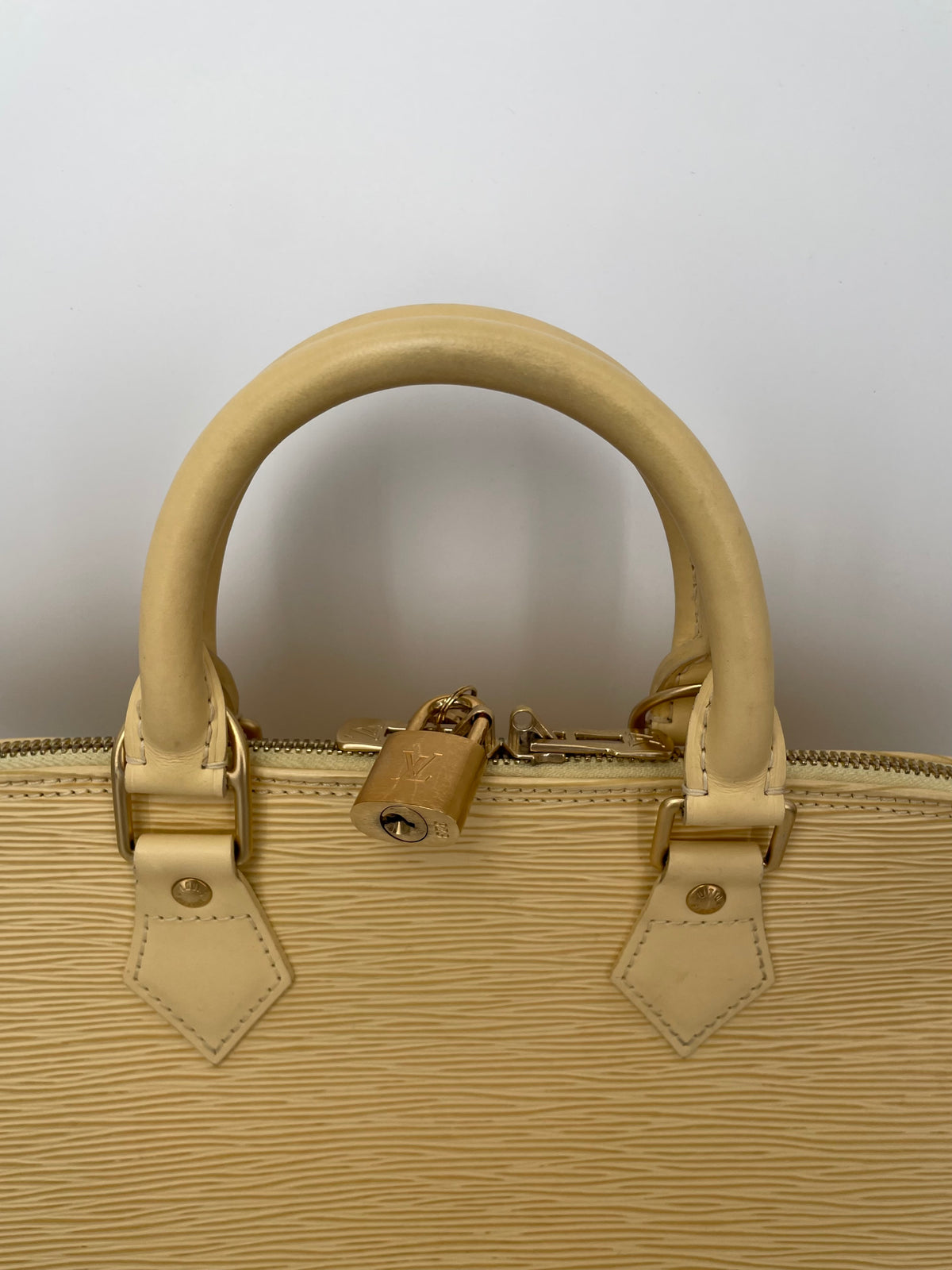 Preloved Louis Vuitton Alma Epi Bag, PM