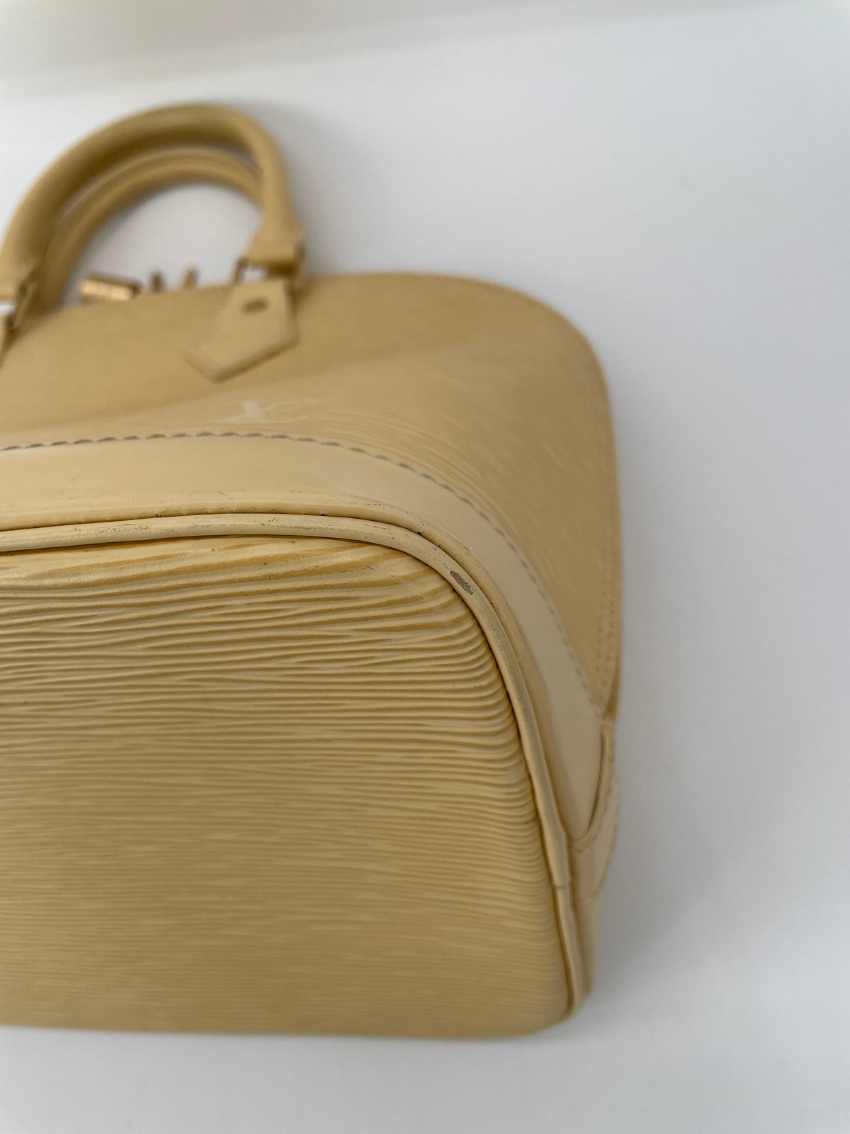 Preloved Louis Vuitton Alma Epi Bag, PM