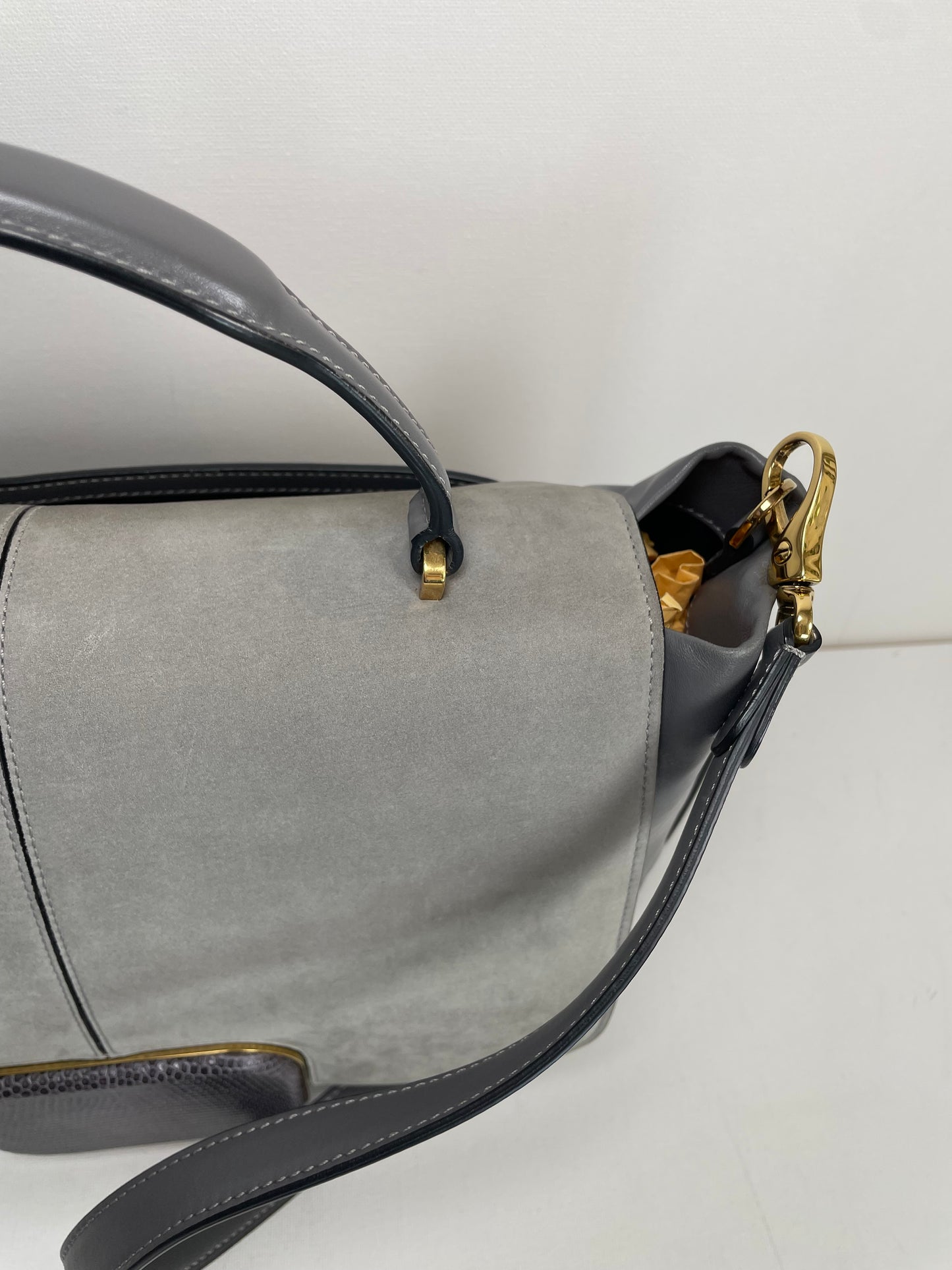 Preloved Tod’s Two Way Wave Bag, Large
