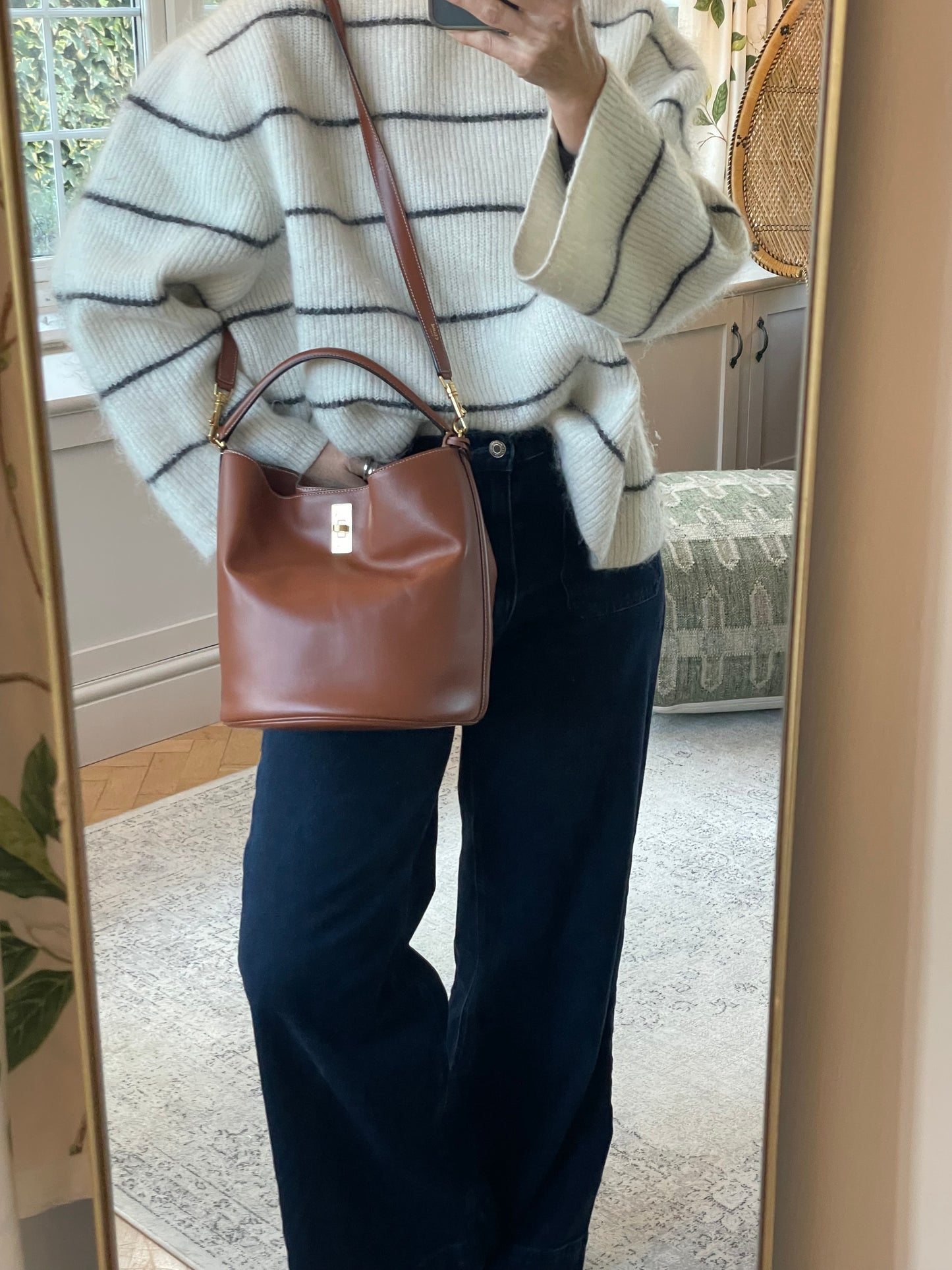 Preloved Celine Bucket 16 Bag