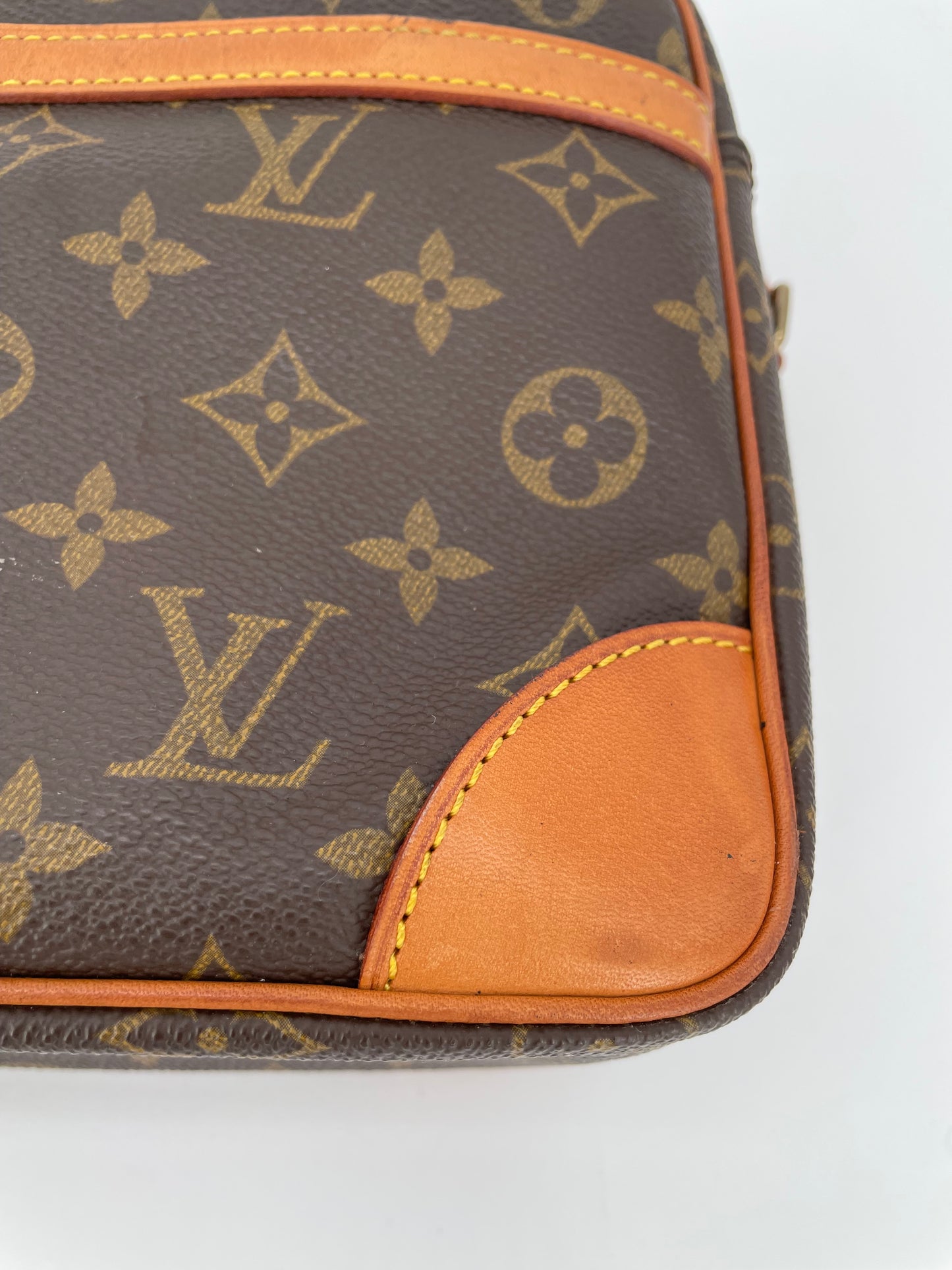 Preloved Vintage Louis Vuitton Canvas Trocadero Bag