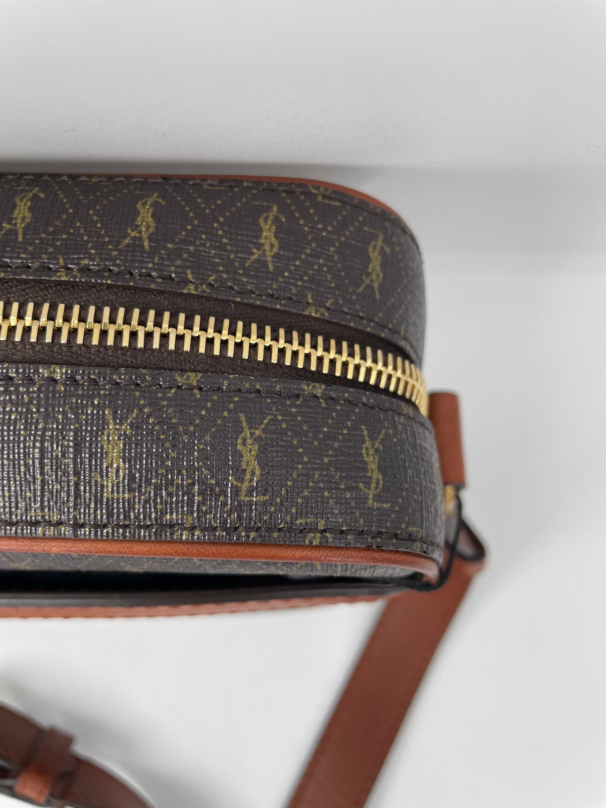 Preloved Saint Laurent Le Monogramme Camera Bag