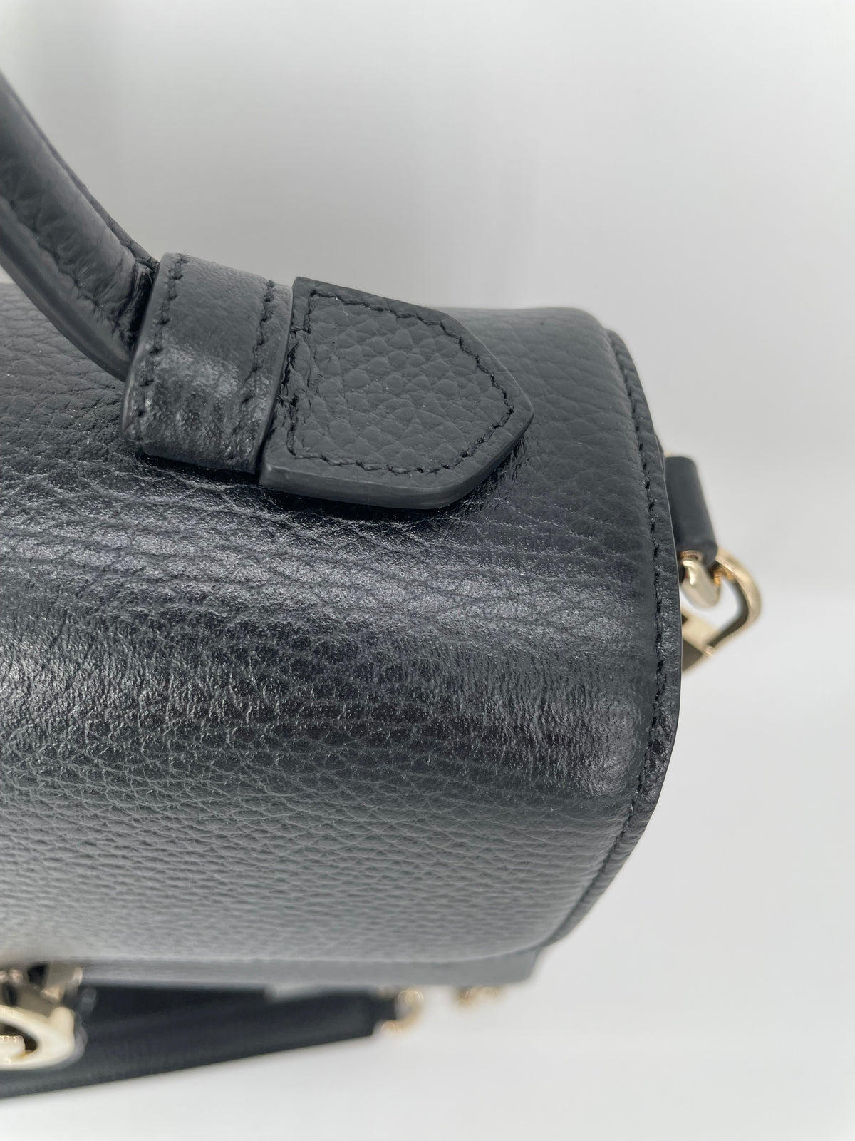 Preloved Gucci Dollar Interlocking Top Handled Shoulder Bag, Medium