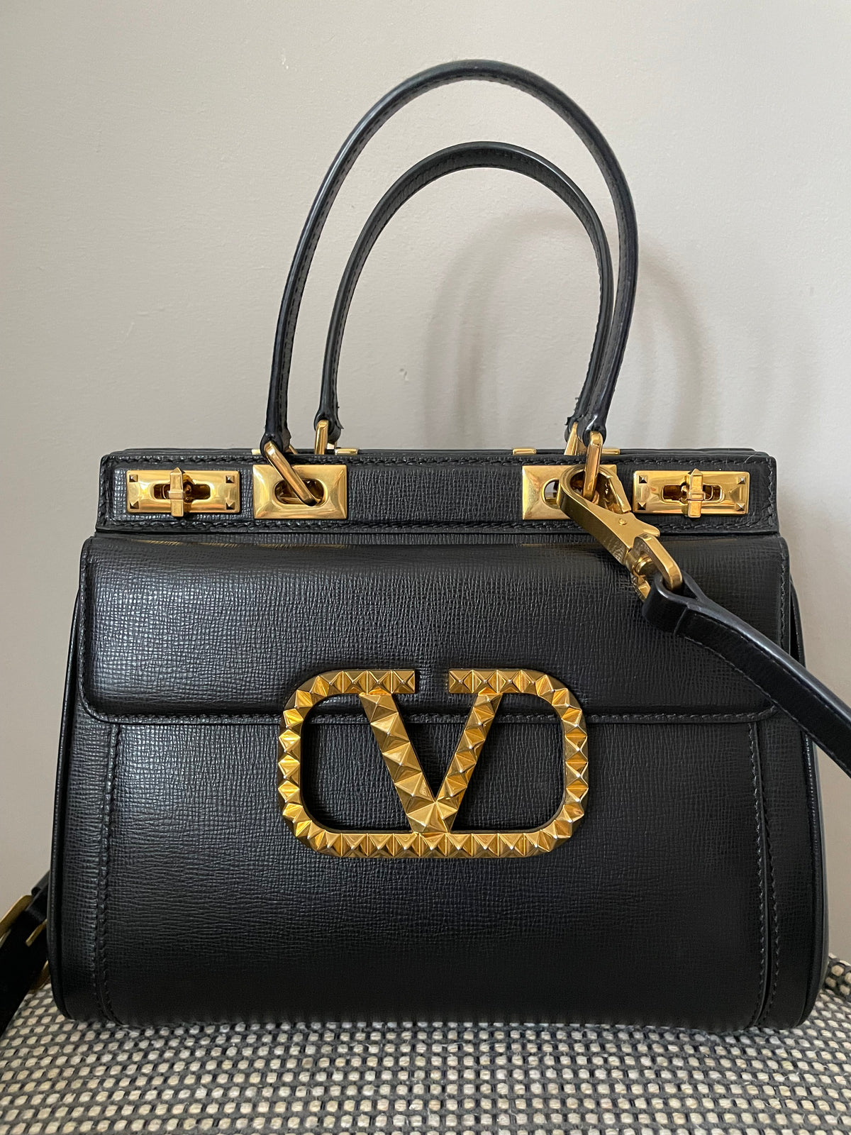 Preloved Valentino Garavani Rockstud Alcove Top-Handle Bag, medium