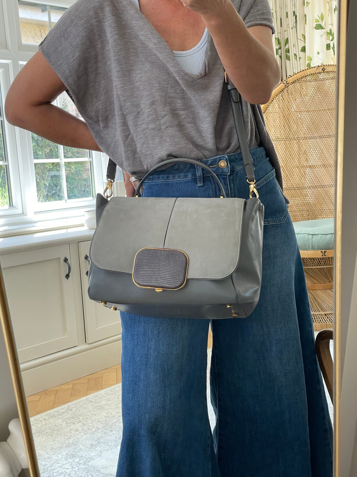 Preloved Tod’s Two Way Wave Bag, Large