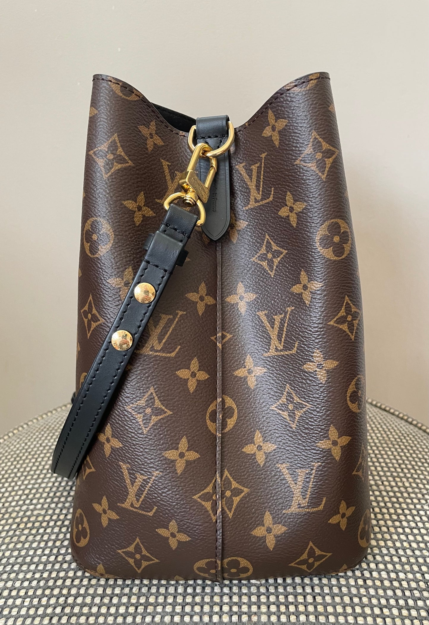 Preloved Louis Vuitton NeoNoe bag