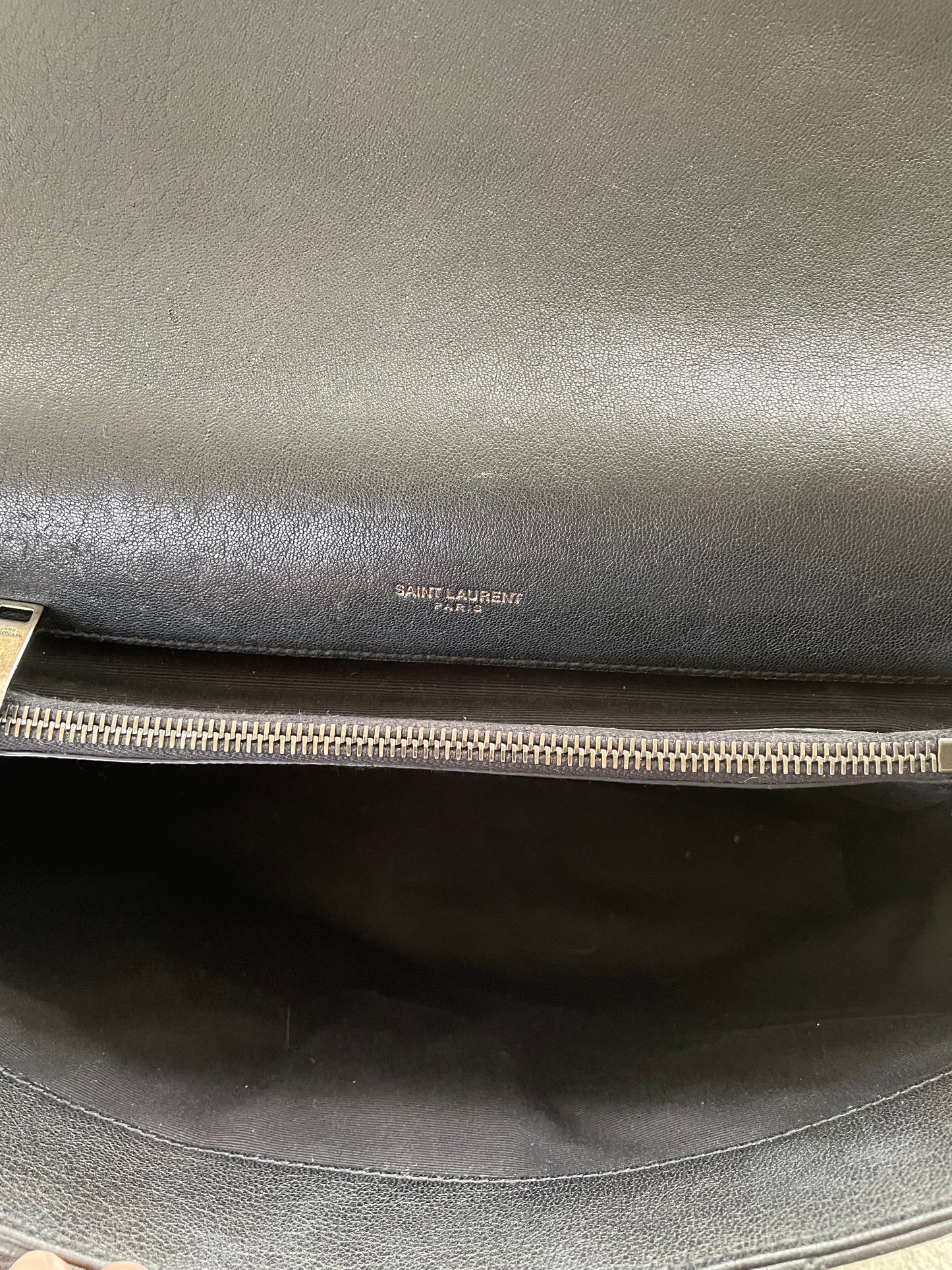 Preloved Saint Laurent Matelasse Chevron Monogram College Bag, Large