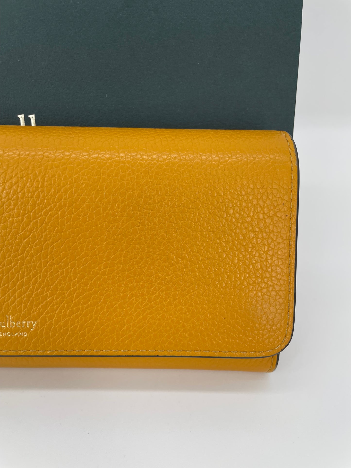 Preloved Mulberry Continental Small Classic Grain Wallet