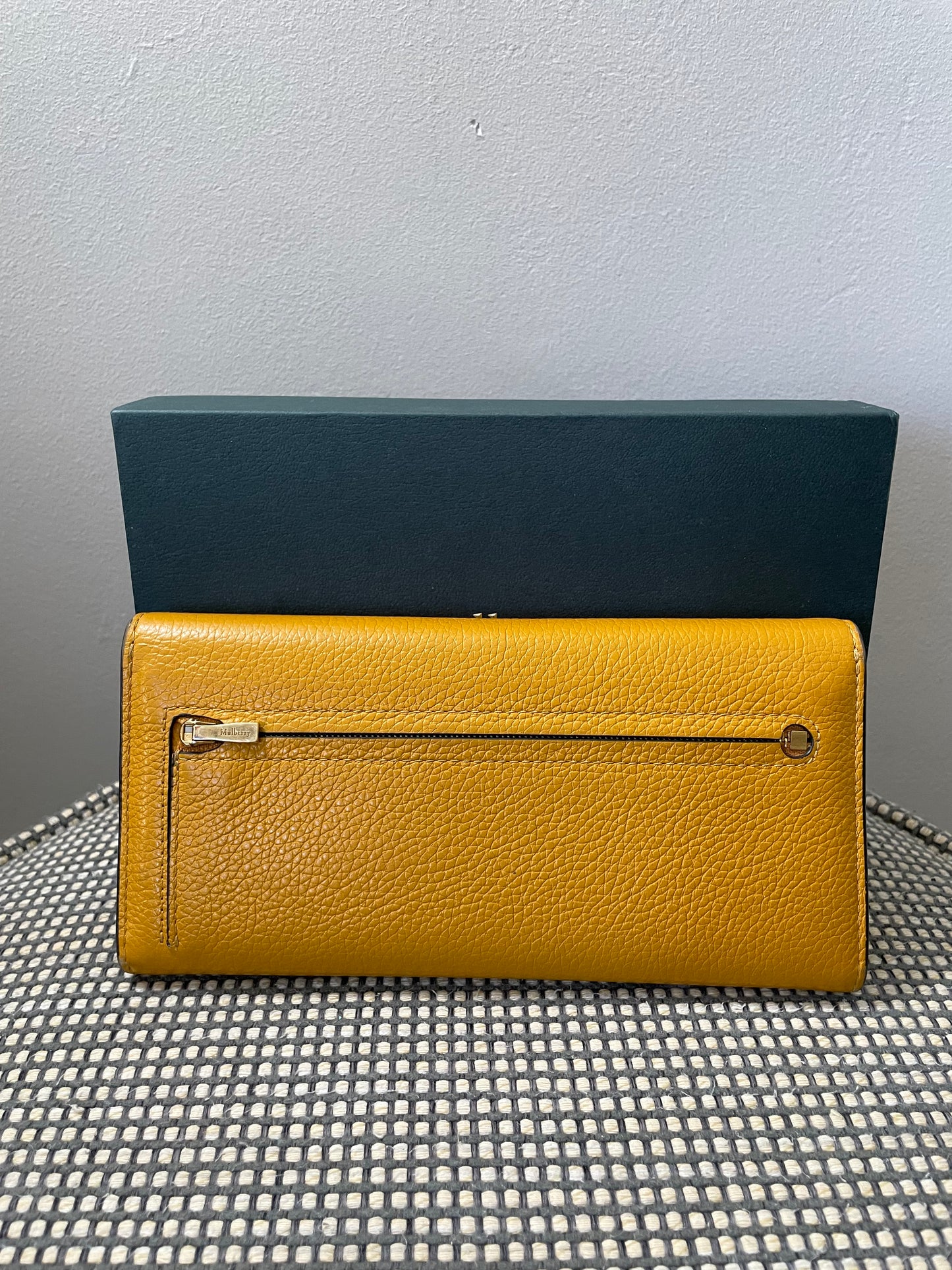 Preloved Mulberry Continental Small Classic Grain Wallet