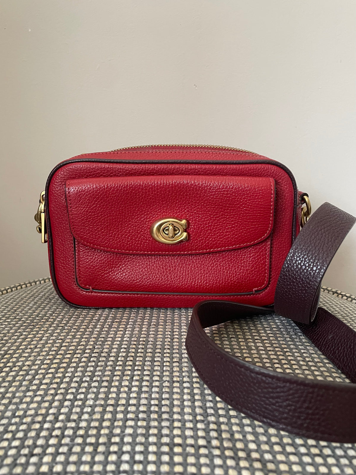 Preloved Coach Willow Camera Bag
