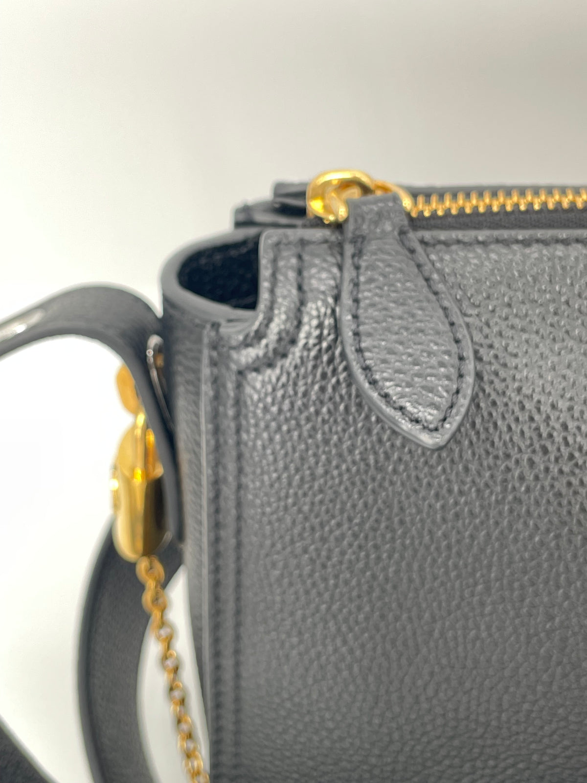 Preloved Mulberry Billie Crossbody Bag