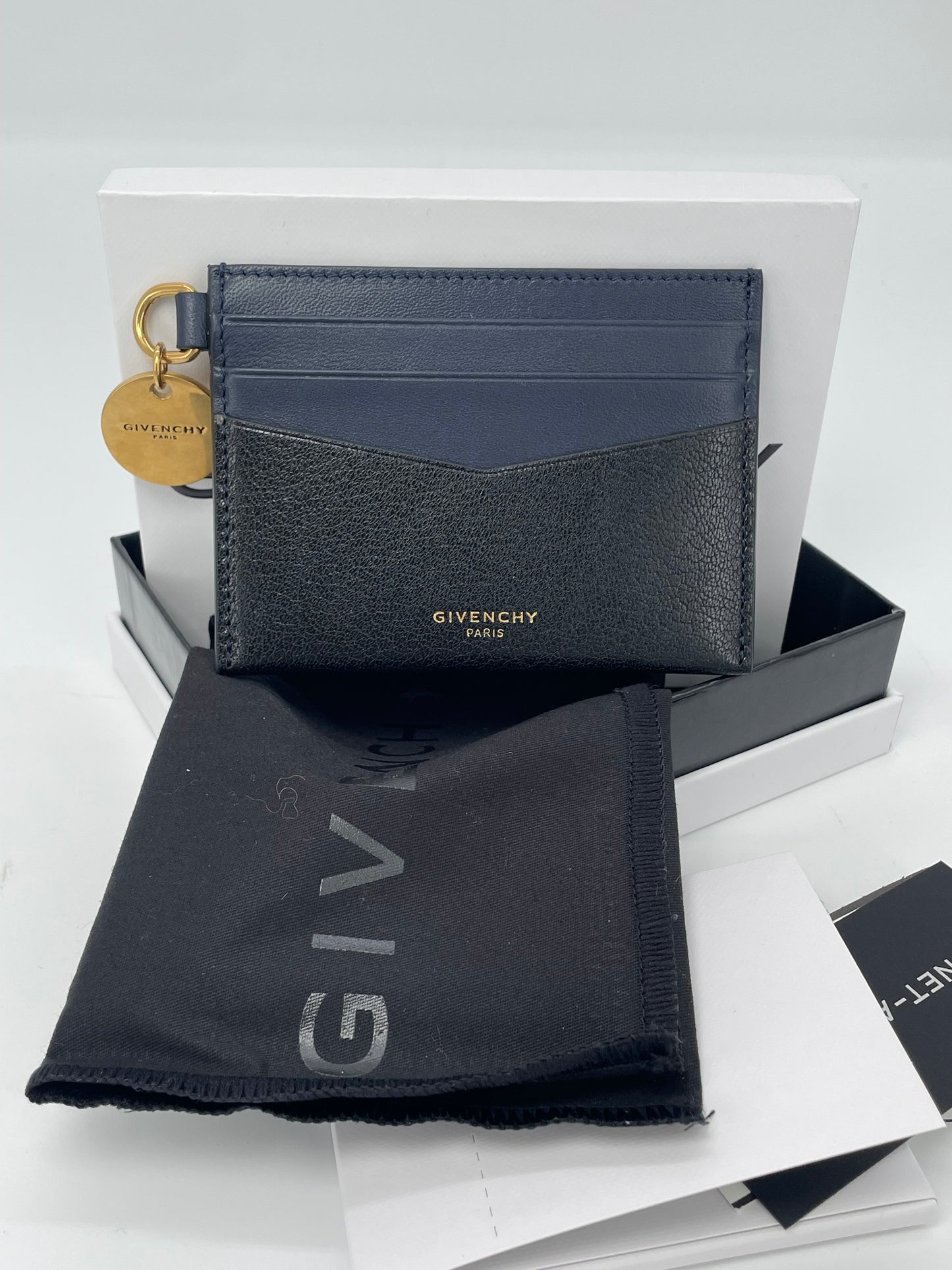 Preloved Givenchy Edge Card Holder