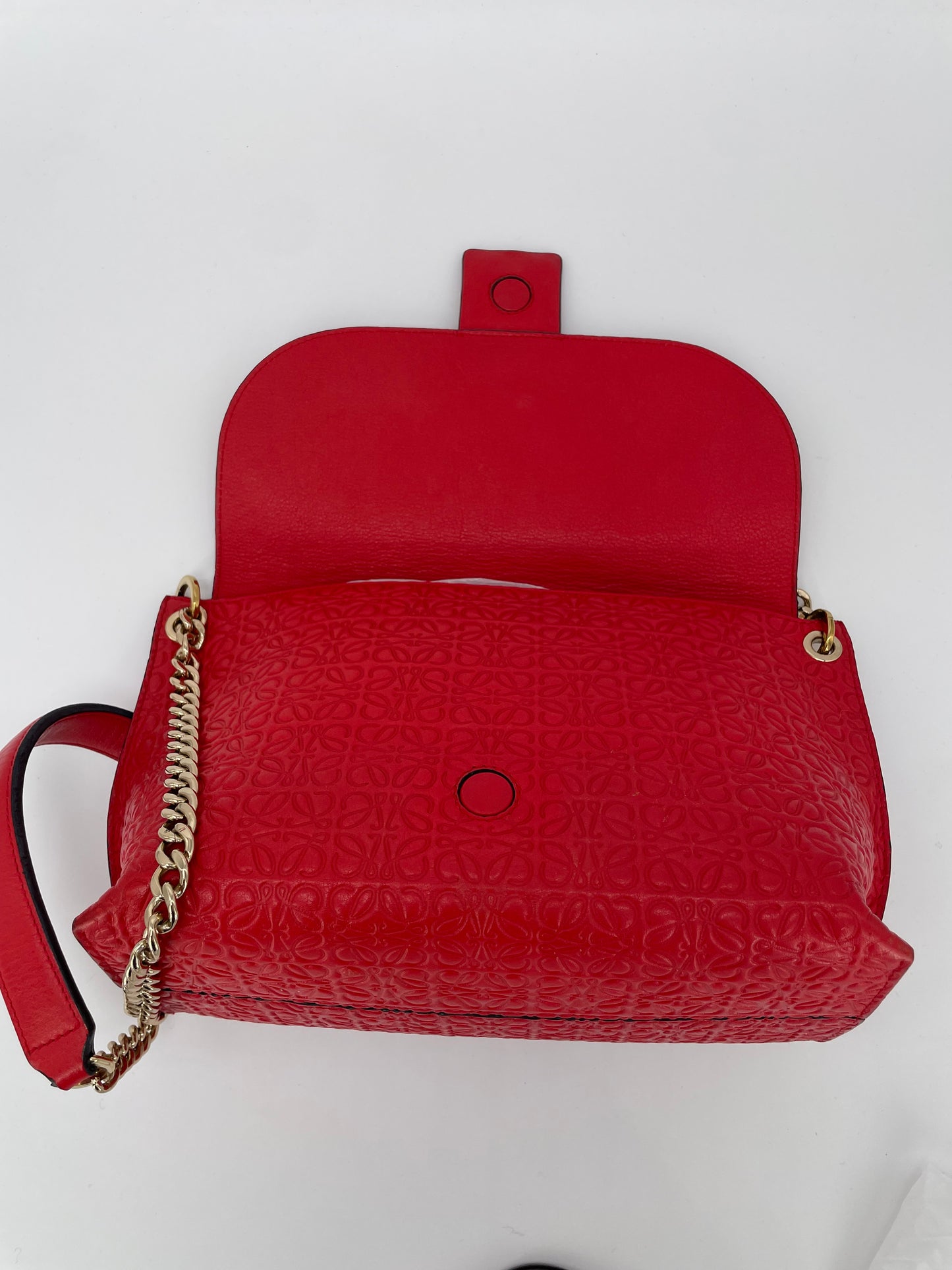 Preloved Loewe Avenue Embossed Shoulder Bag