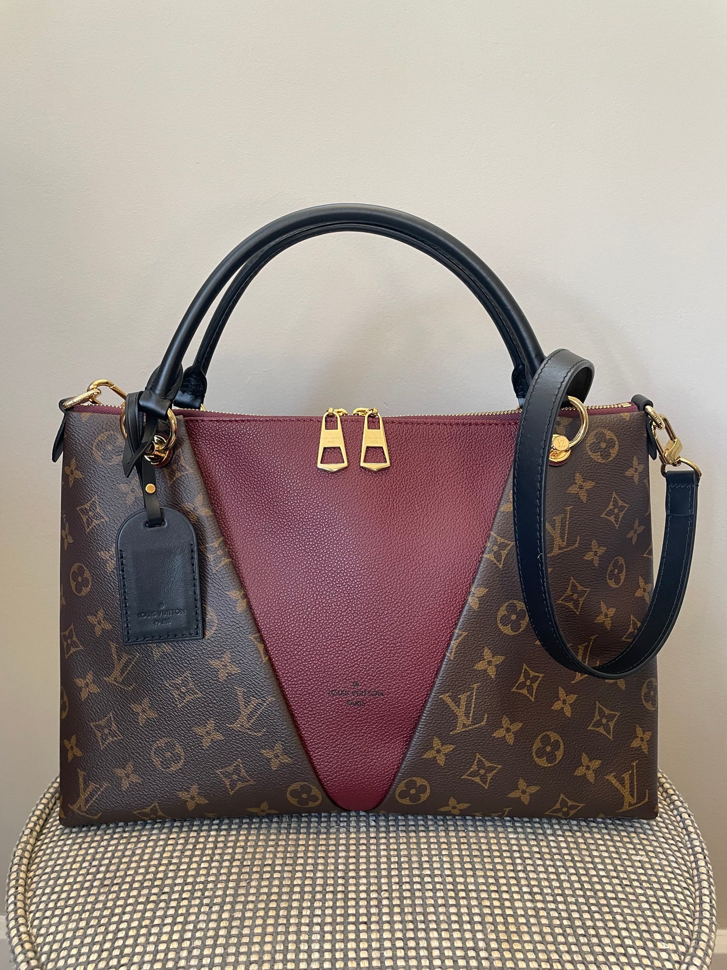 Preloved Louis Vuitton V Tote Bag with Long Strap, MM