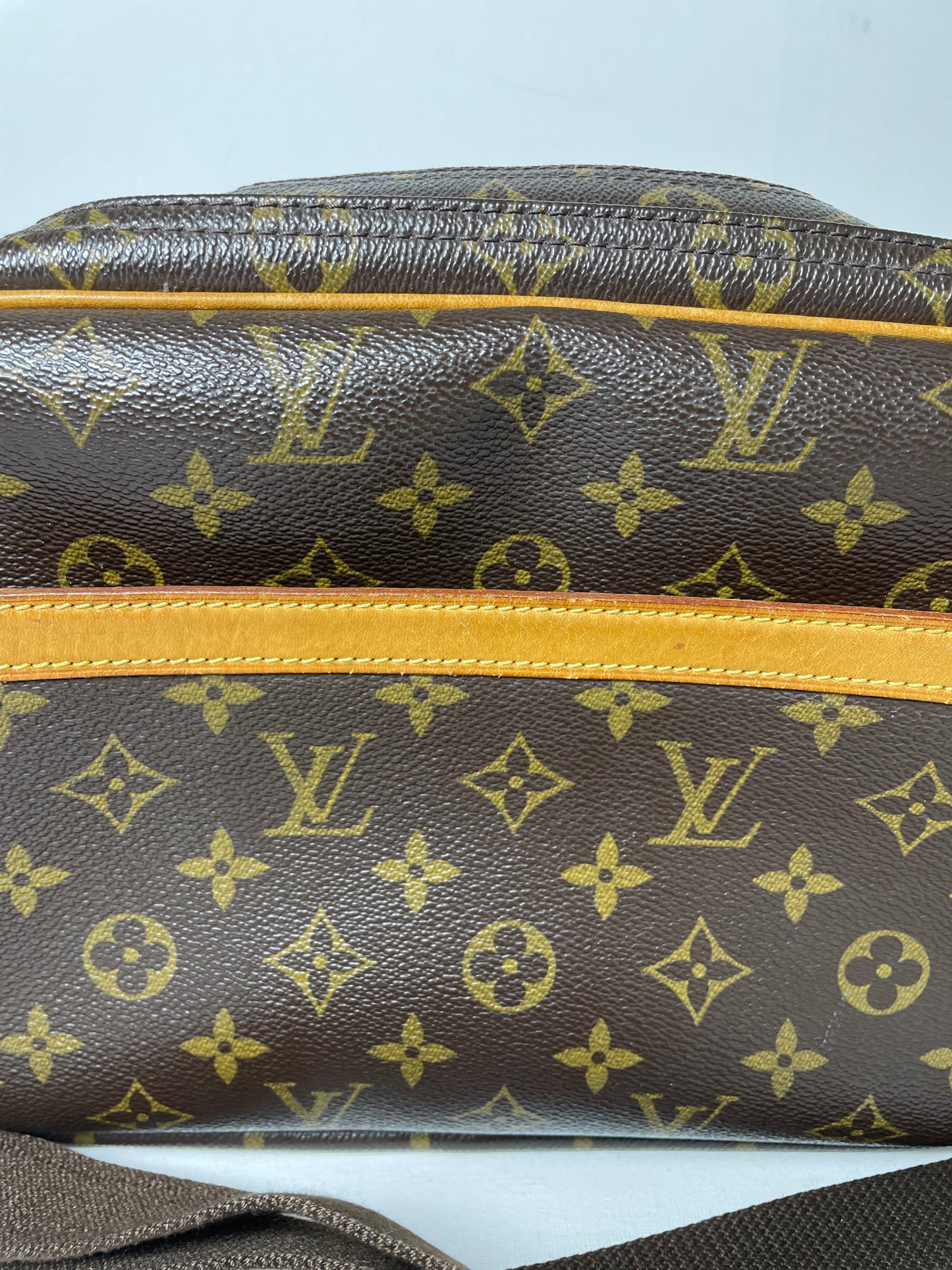 Preloved,  Louis Vuitton Reporter Shoulder Bag, PM