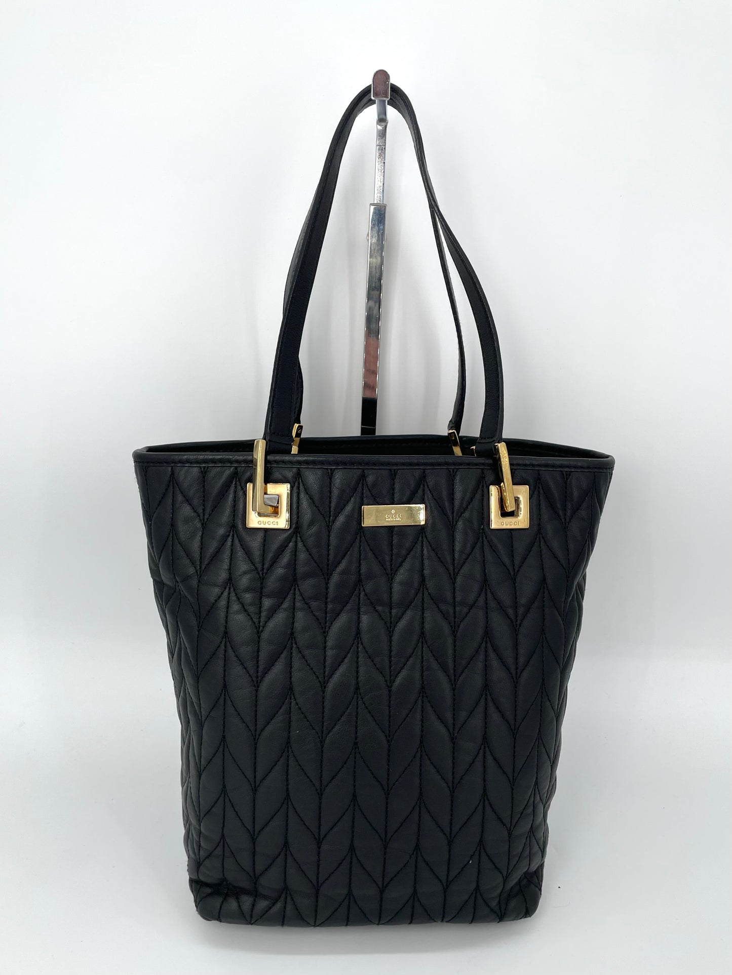 Preloved Gucci Quilted Bucket Top Handle Tote Bag, Small