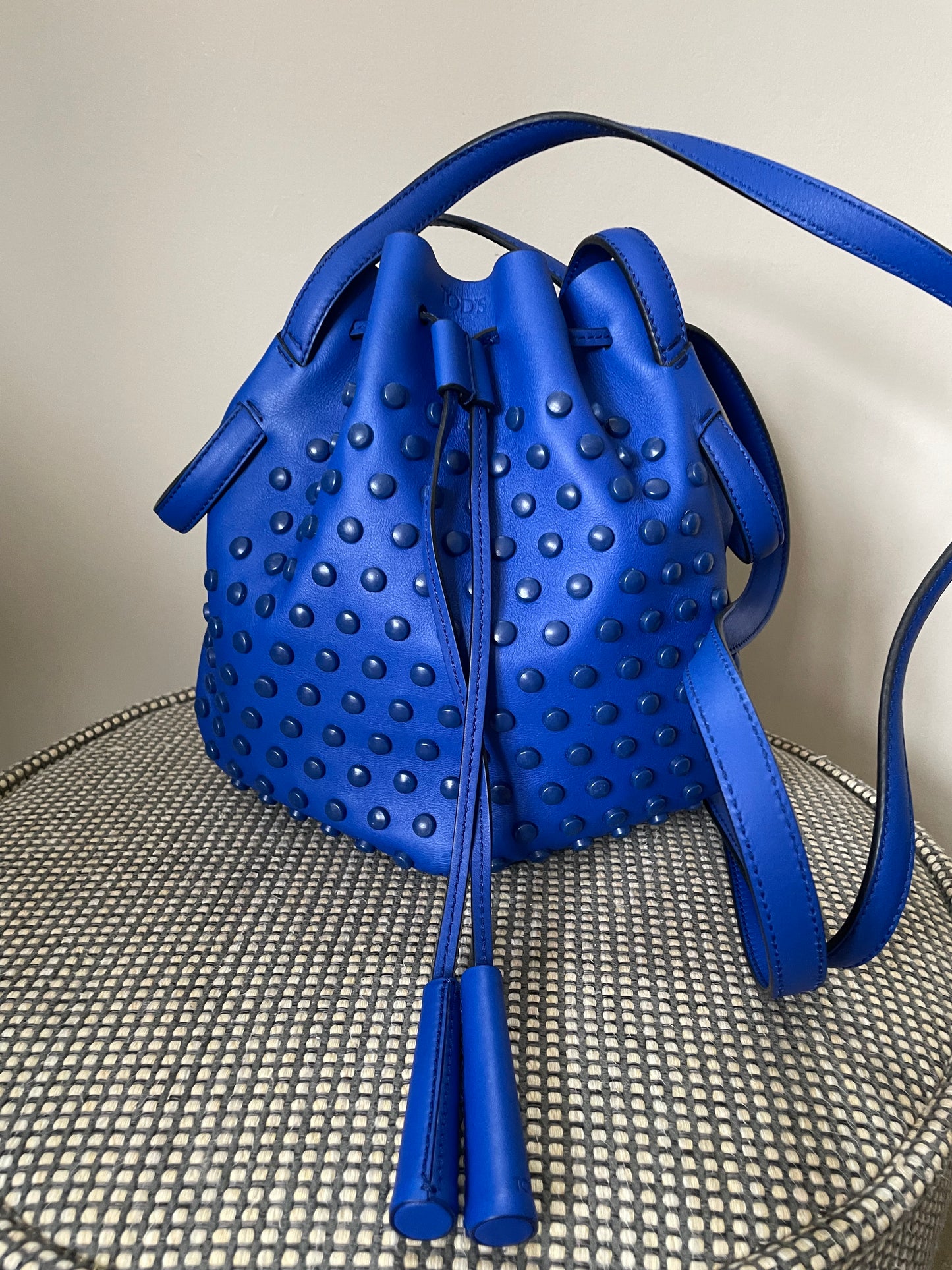 Preloved Tod’s Gommino Bucket Bag