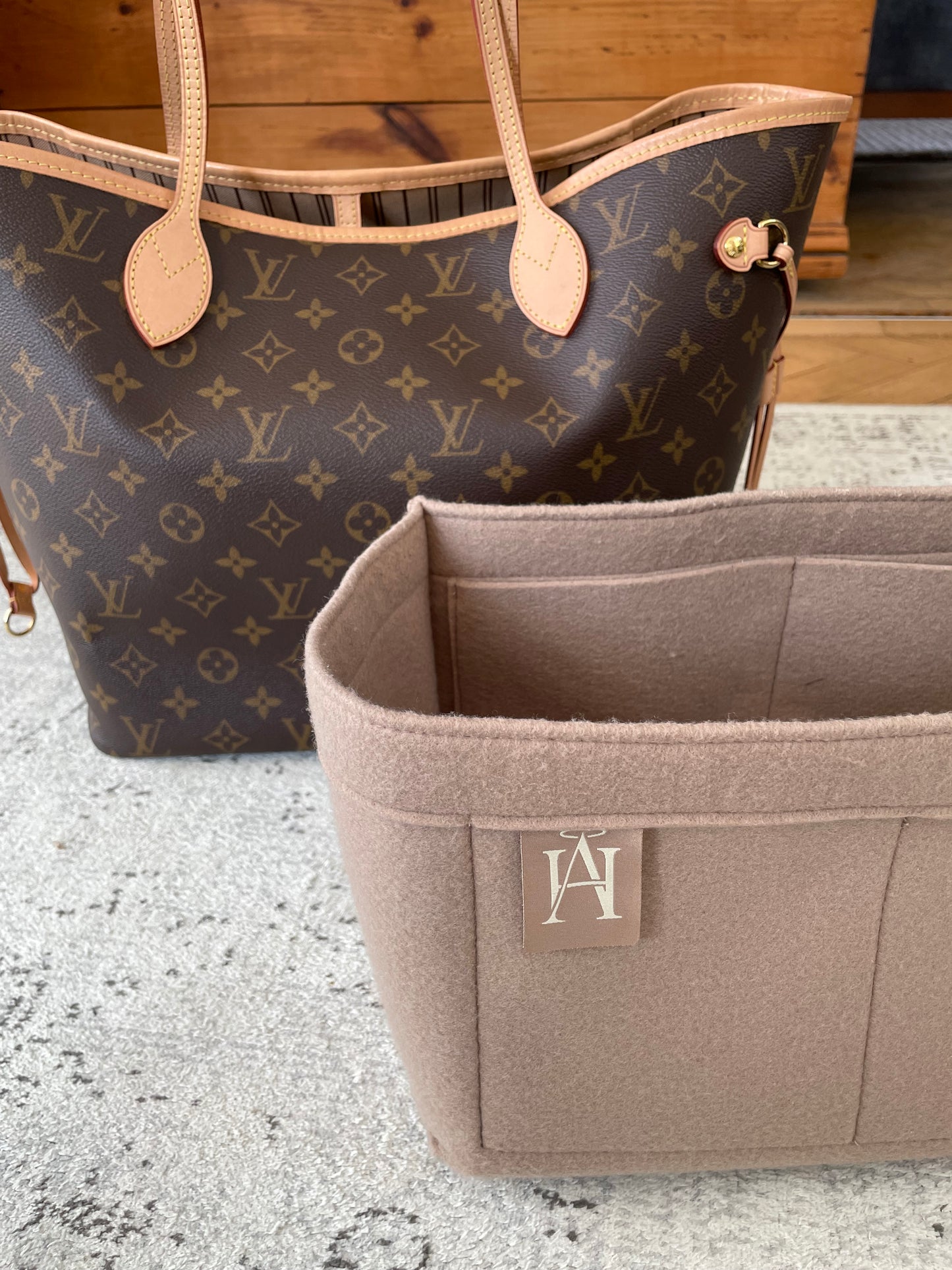 Preloved Louis Vuitton Neverfull Shopping Tote, MM