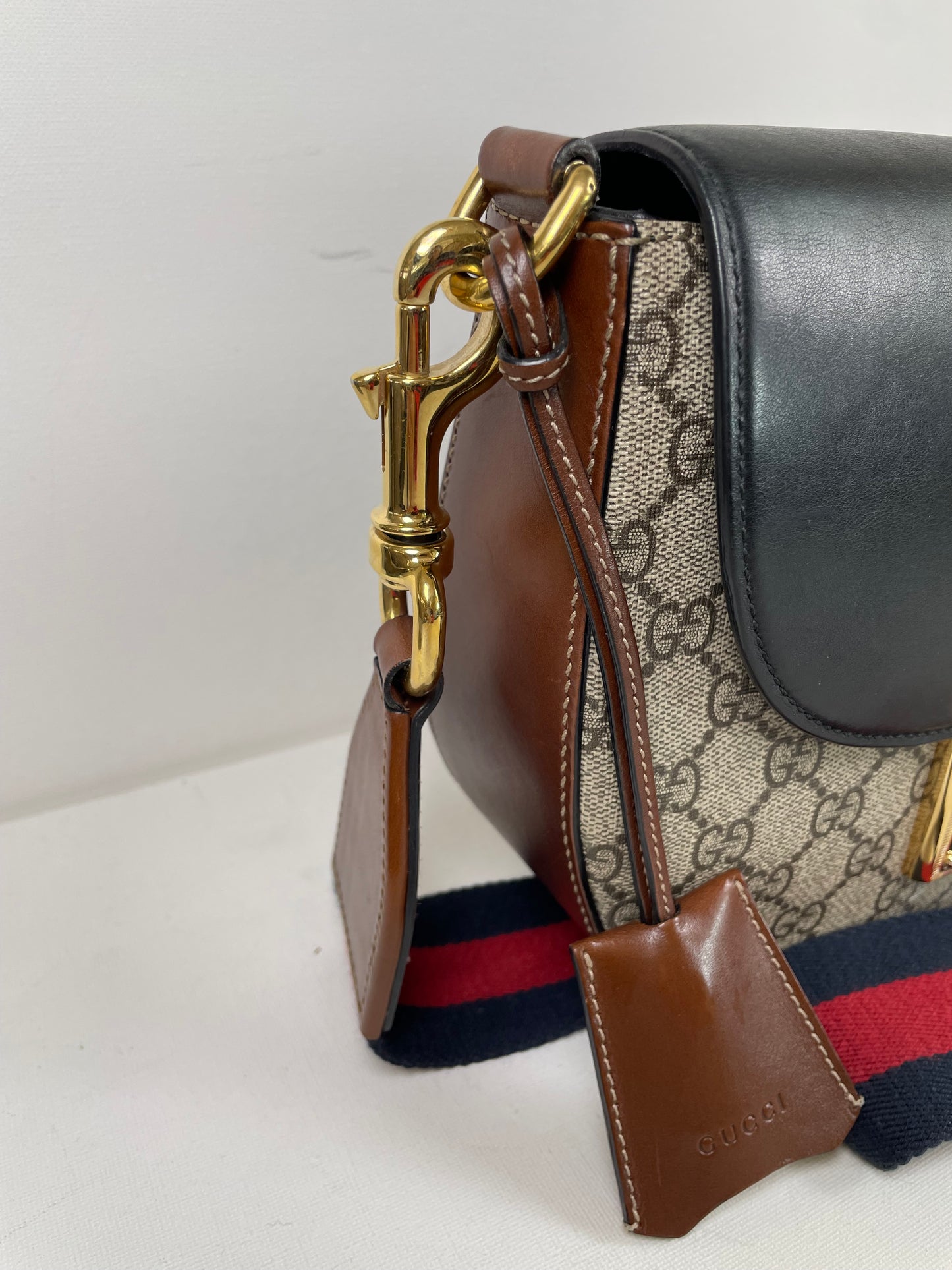 Preloved Gucci GG Supreme Monogram Saddle Lock Messenger Shoulder Bag, Small