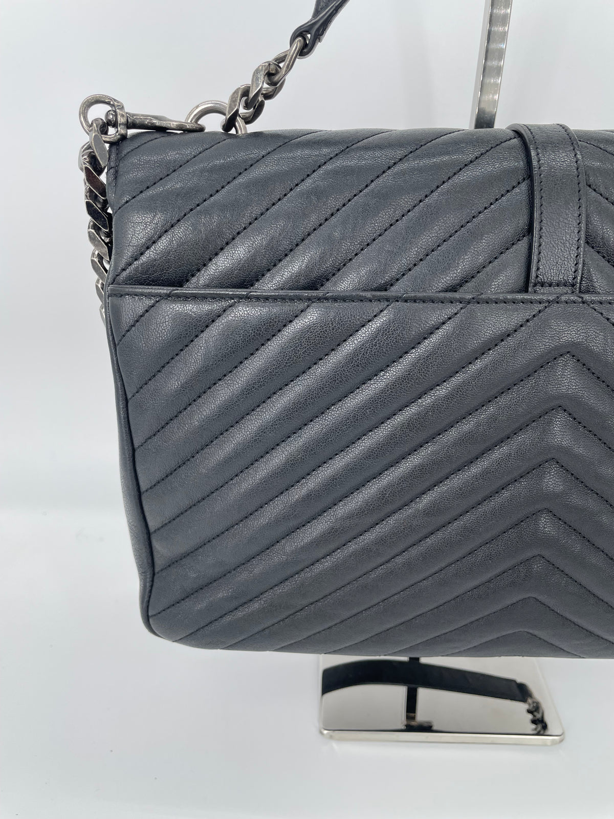 Preloved Saint Laurent Matelasse Chevron Monogram College Bag, Large