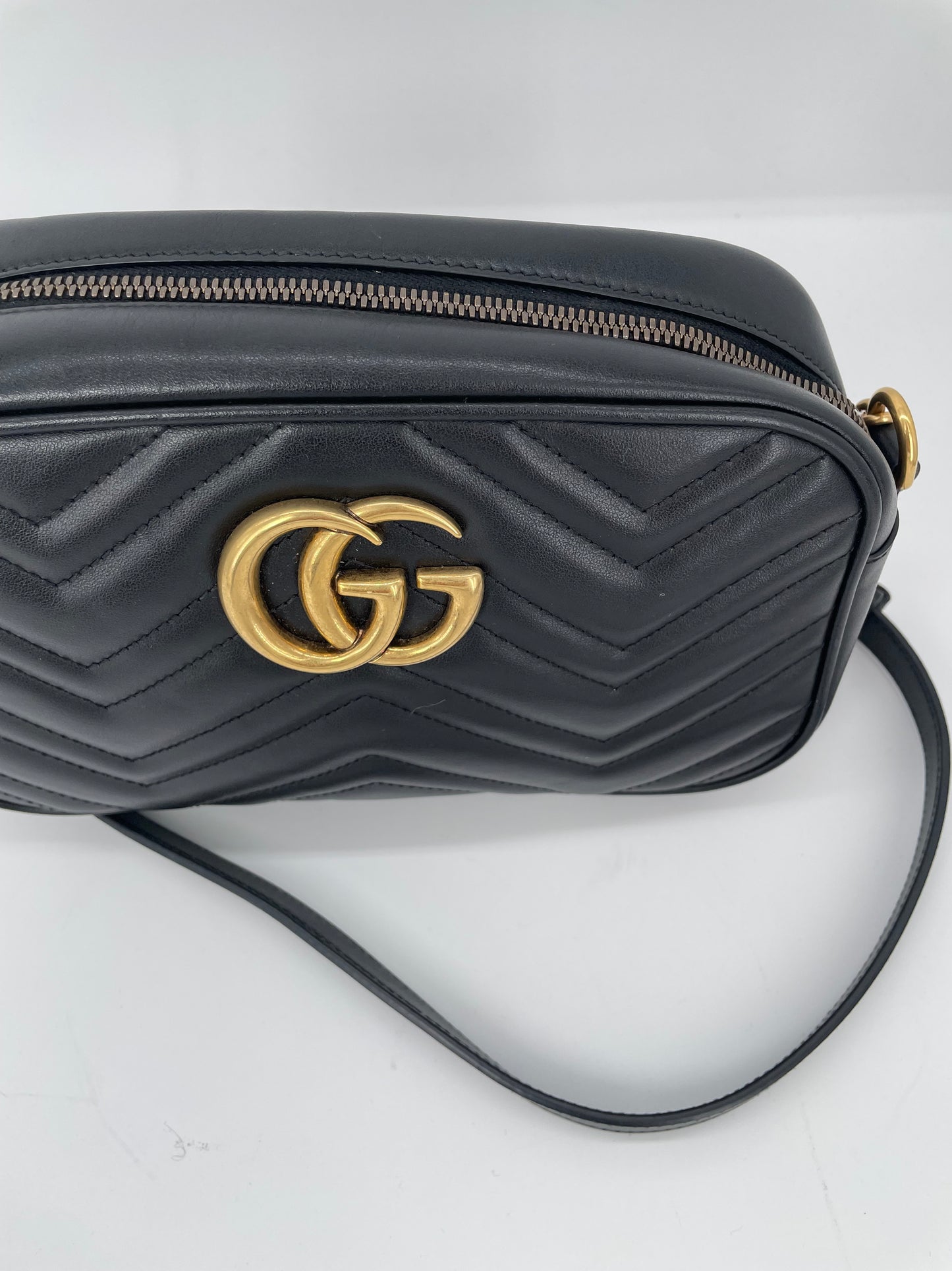 Preloved Gucci Marmont Shoulder Bag, Small