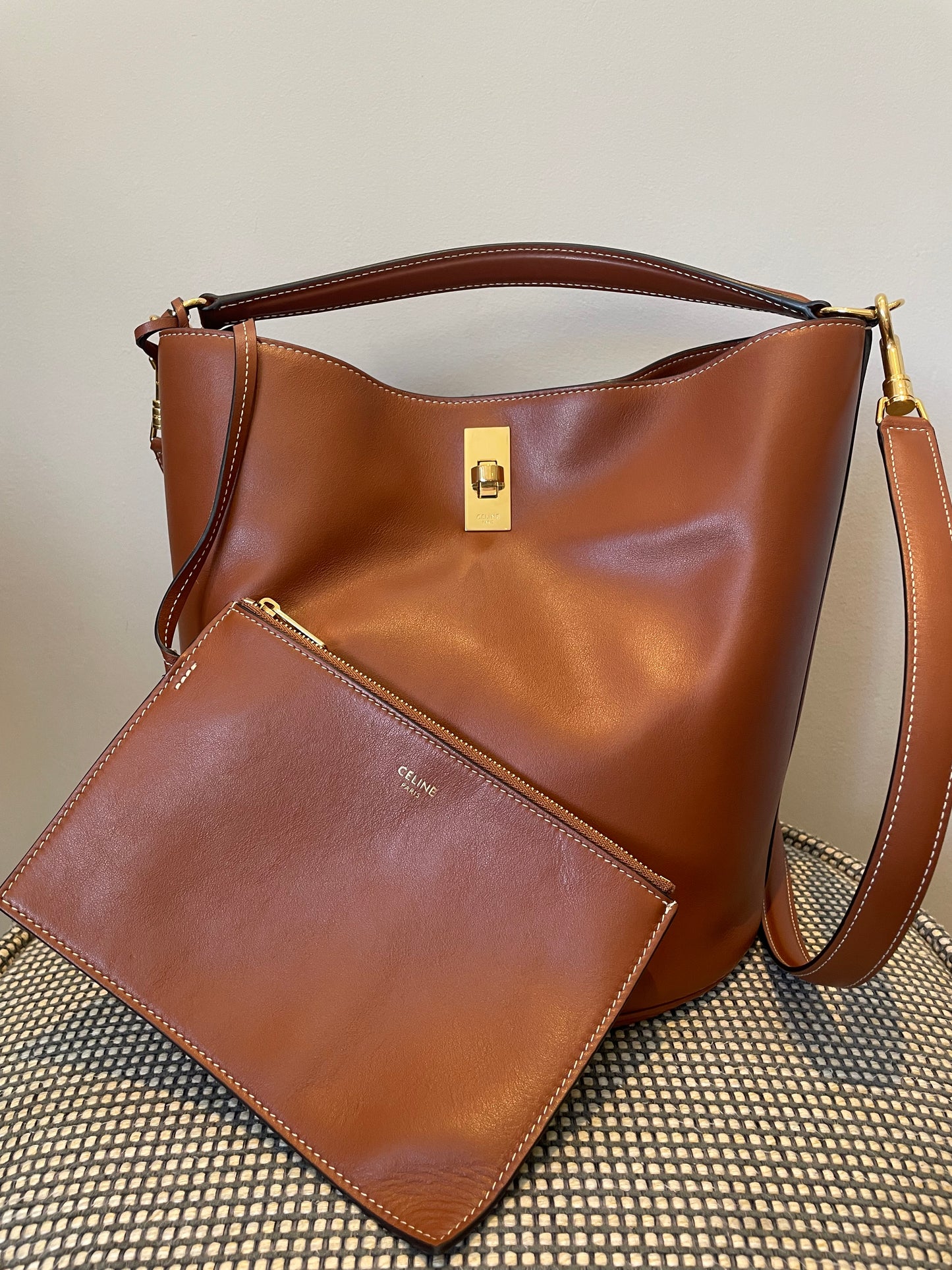 Preloved Celine Bucket 16 Bag