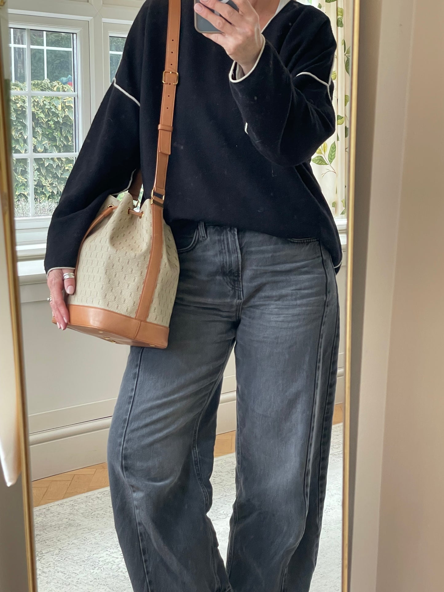 Preloved Saint Laurent Le Monogramme Bucket Bag