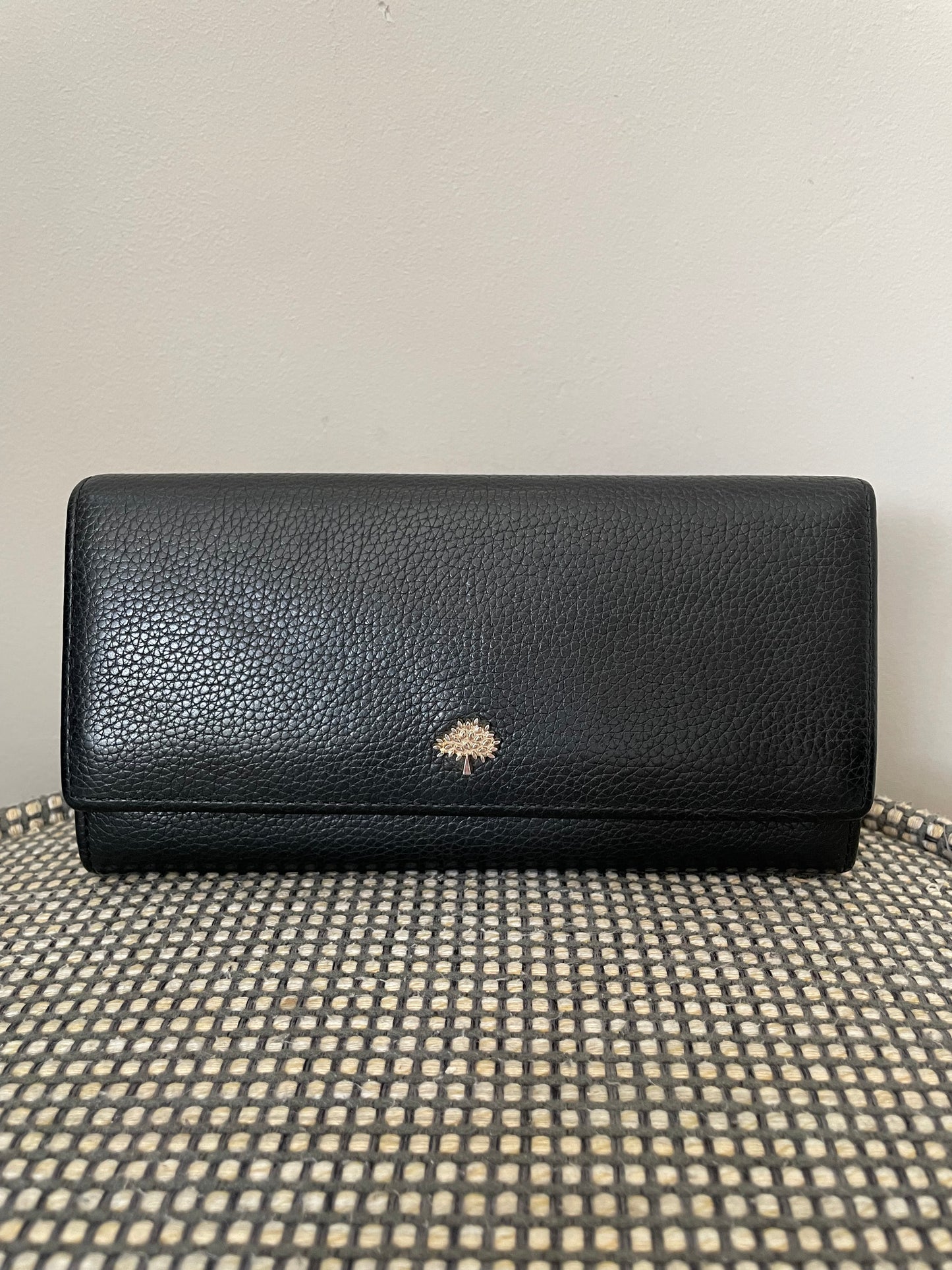 Preloved Mulberry Continental Tree Classic Grain Wallet