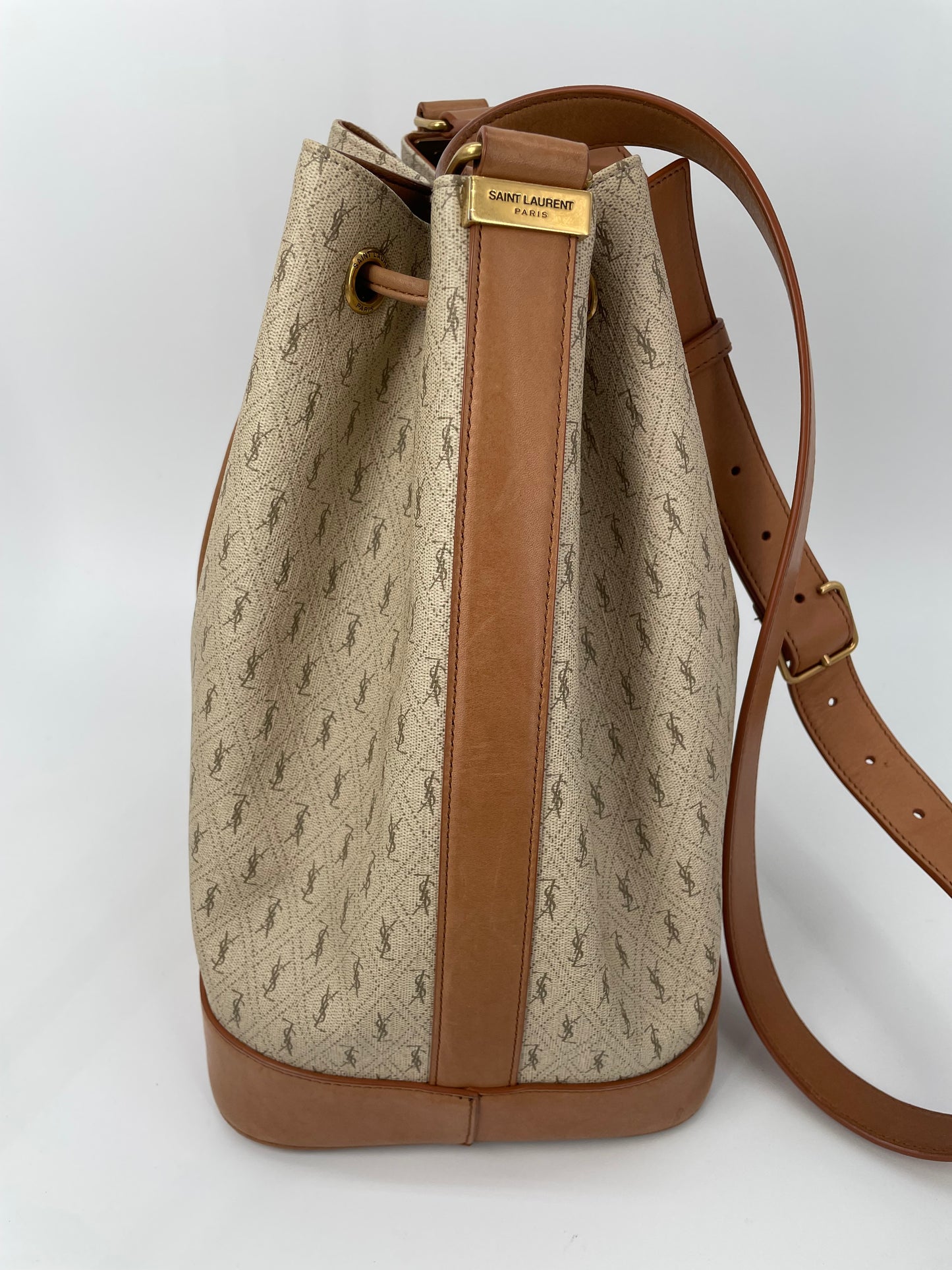 Preloved Saint Laurent Le Monogramme Bucket Bag