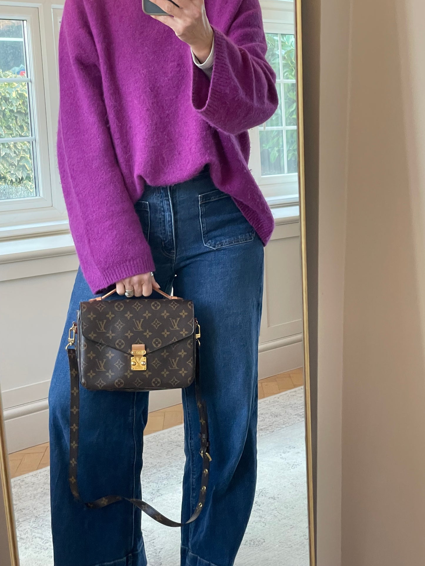 Preloved Louis Vuitton Pochette Metis Crossbody Bag